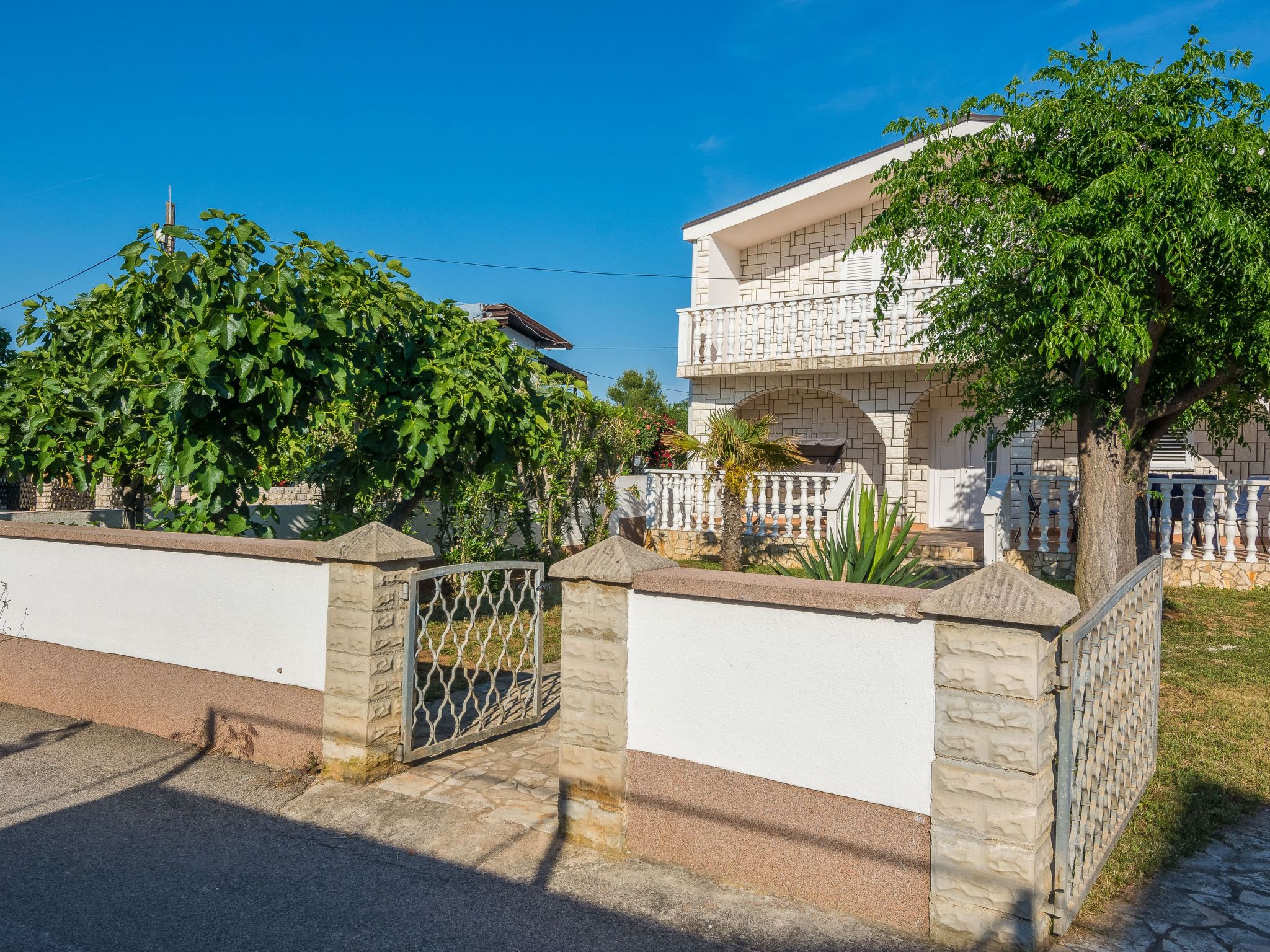 Appartement Loncar 1-Image-tags.info