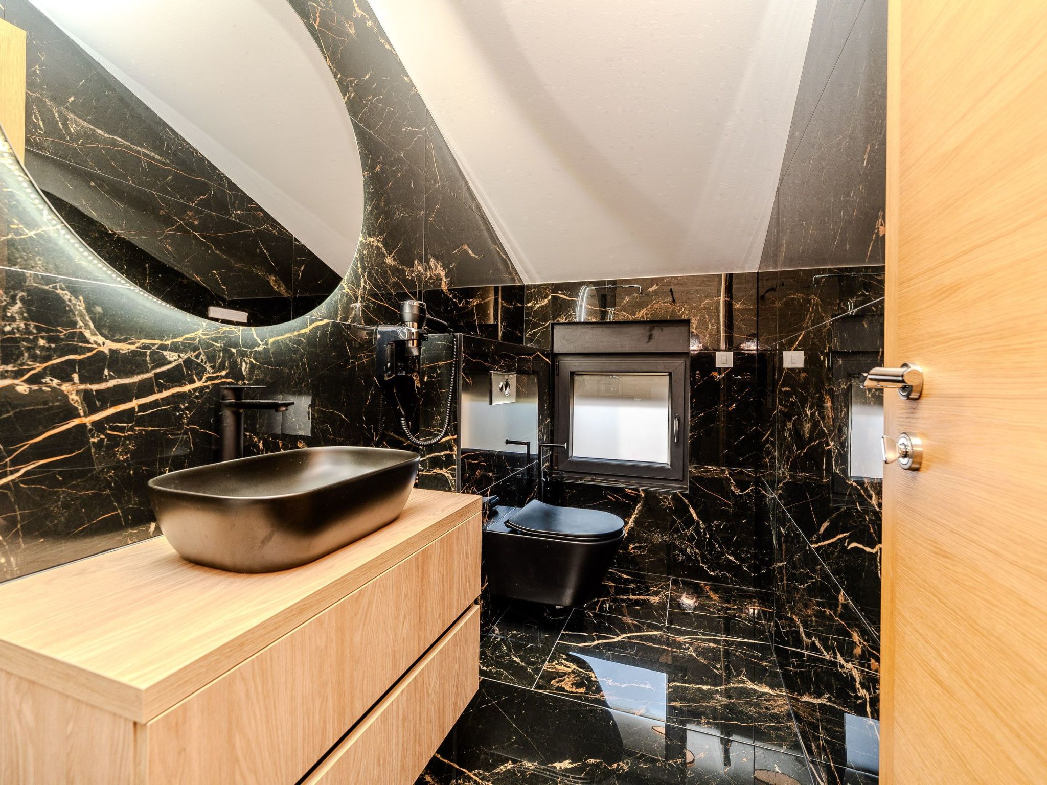 Apartment Royal 3-Image-tags.info