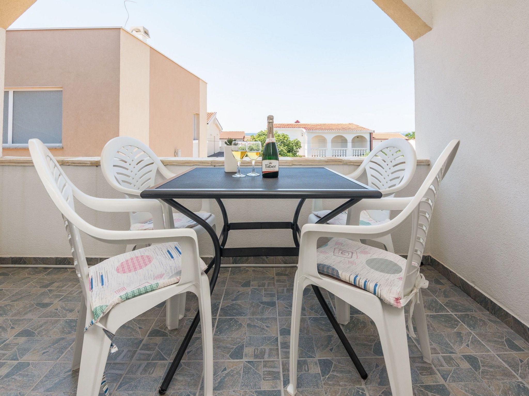 Apartment Galic 3-Image-tags.info