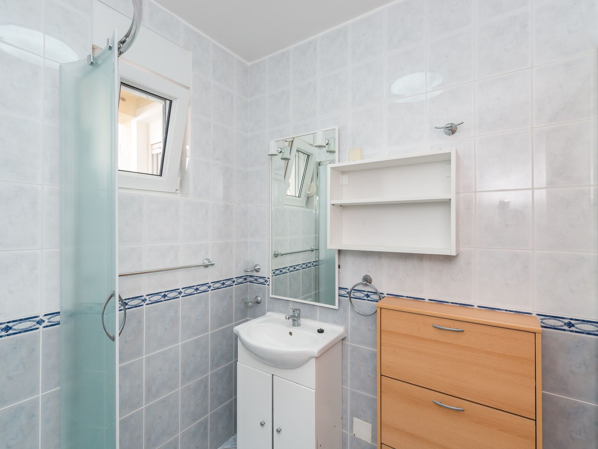 Apartment Partelj 2-Image-tags.info