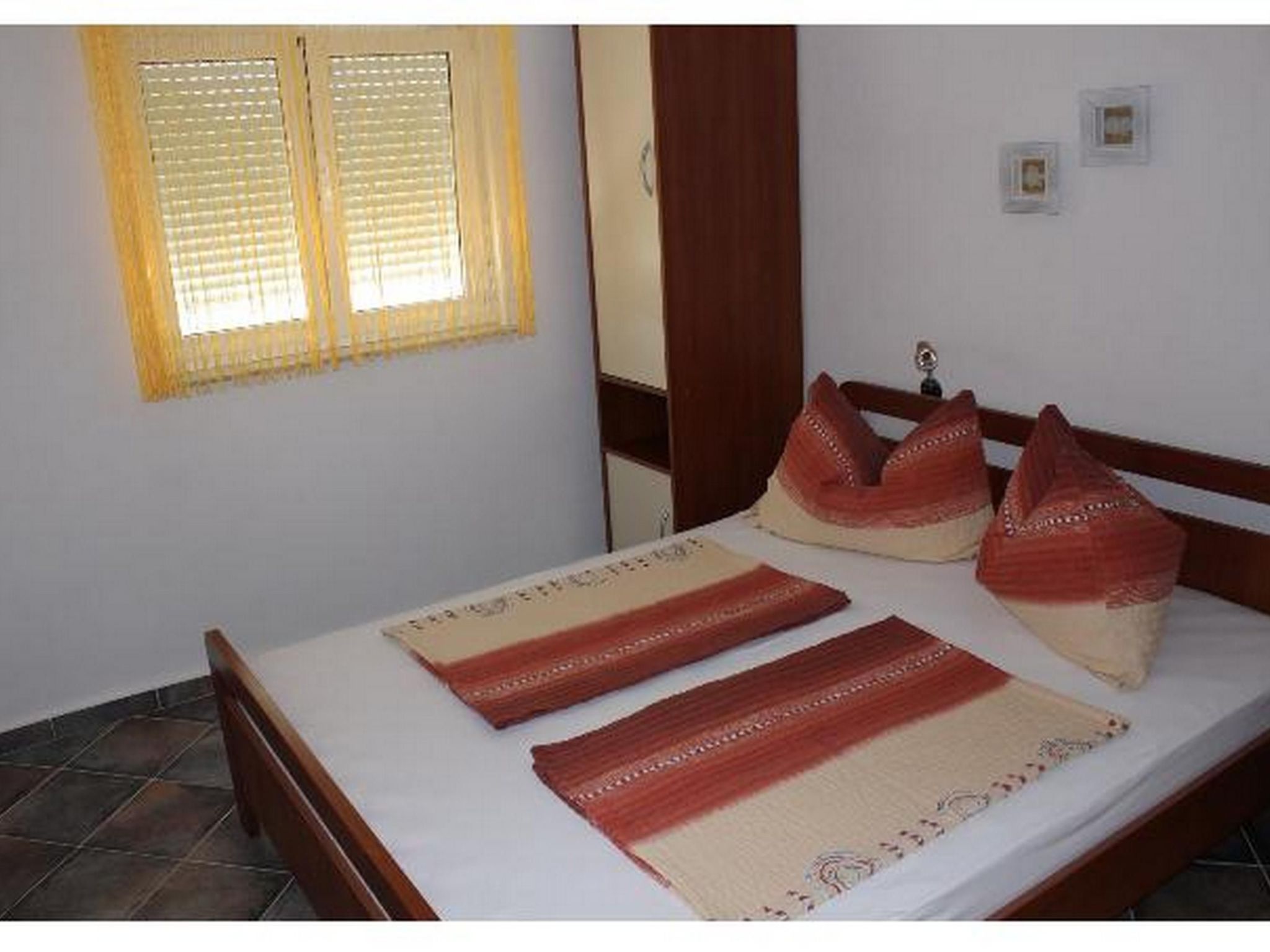 Apartment Pranic 3-Image-tags.info