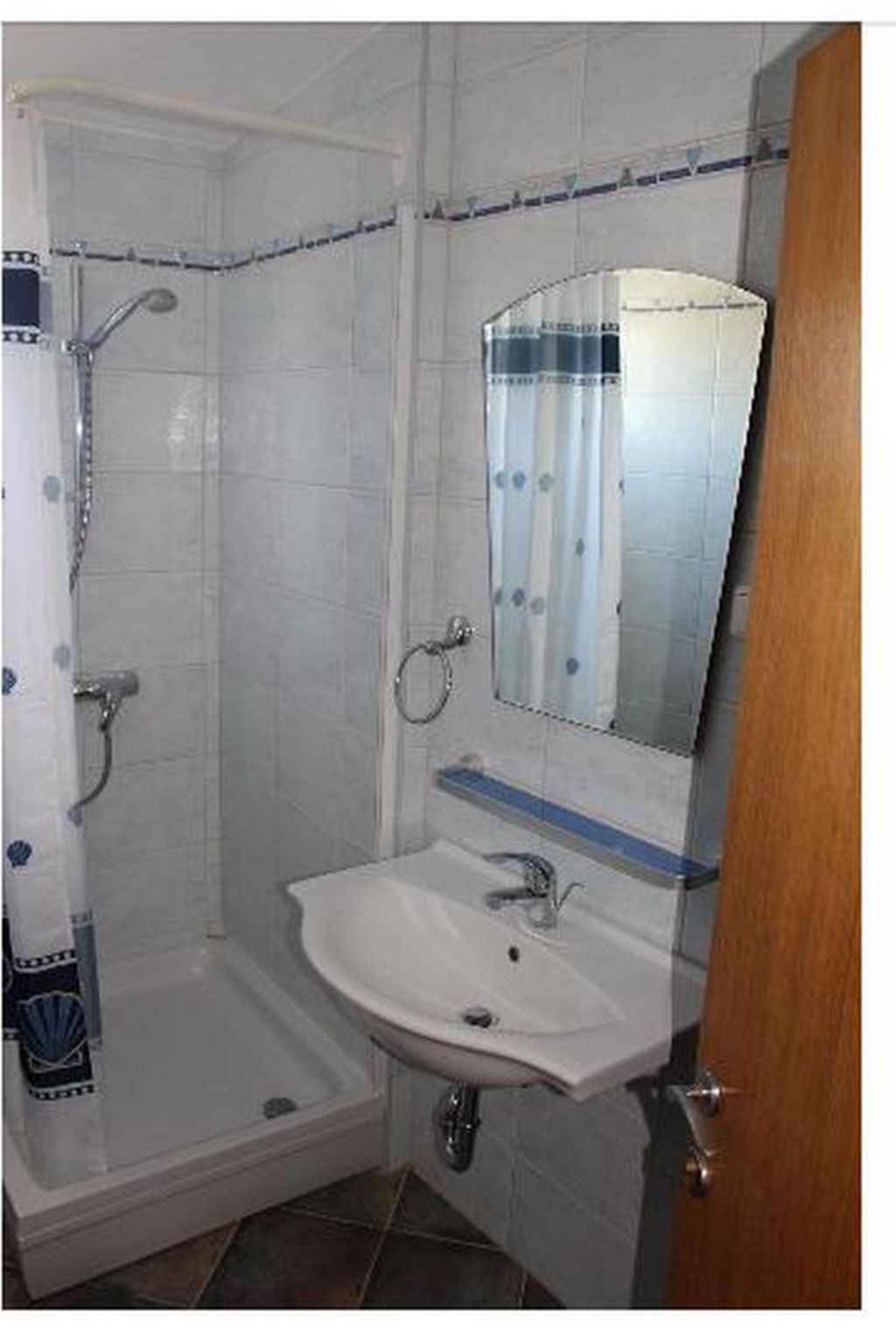 Apartment Pranic 3-Image-tags.info