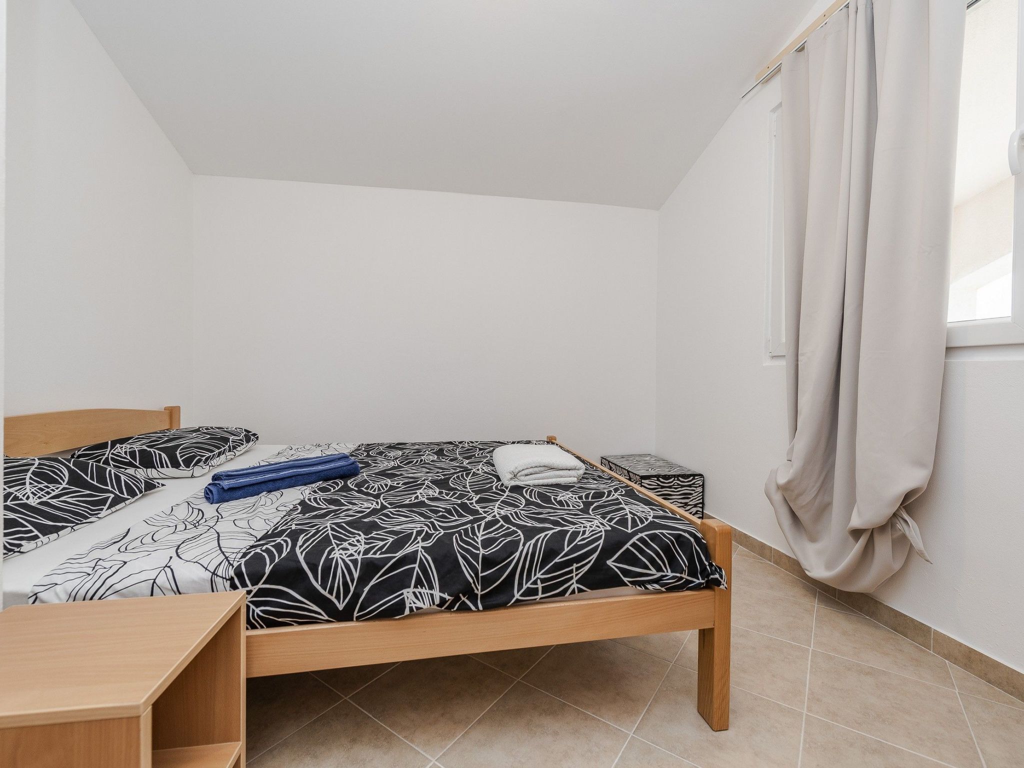 Apartment Simic 5-Image-tags.info