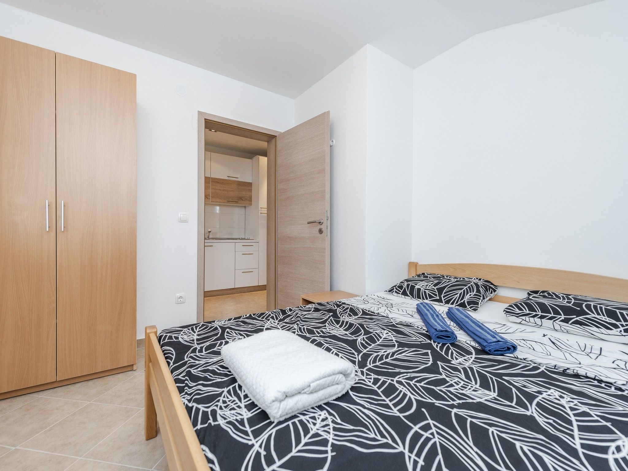 Apartment Simic 5-Image-tags.info