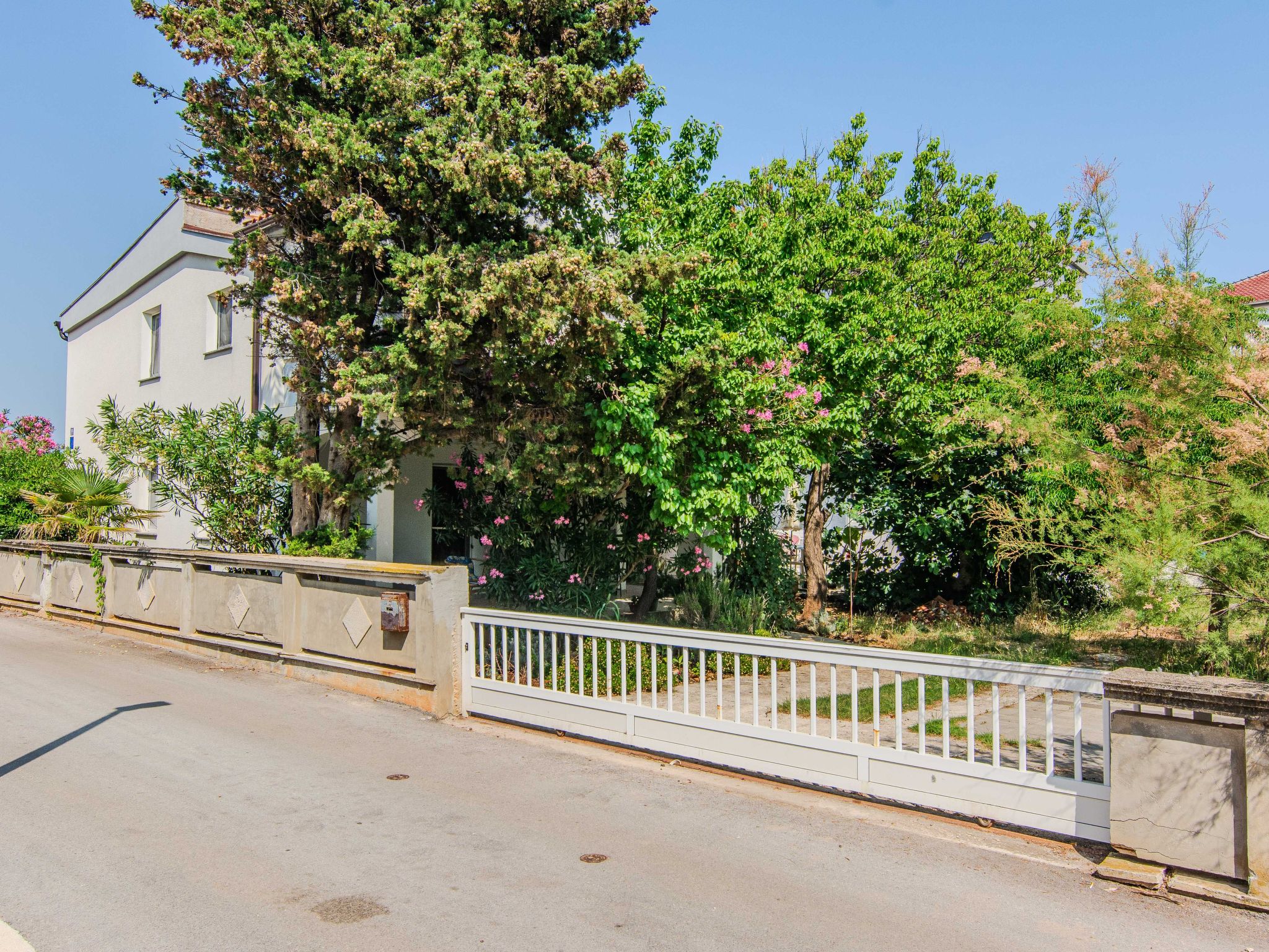 Apartment Al Mahdawi-Image-tags.info