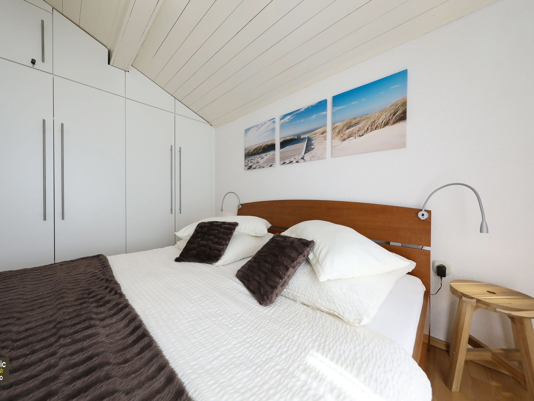 Mit Blick auf das Wasser-Image-tags.info