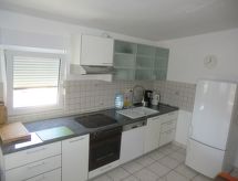Vrijstaande vakantiewoning aan zee in Vir met eigen barbecue - thumbnail 2