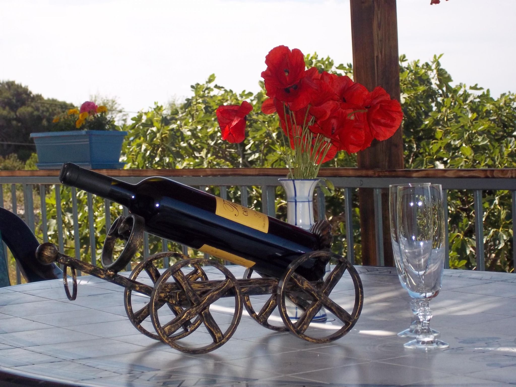 In Vir mit Terrasse und Garten-Binnen