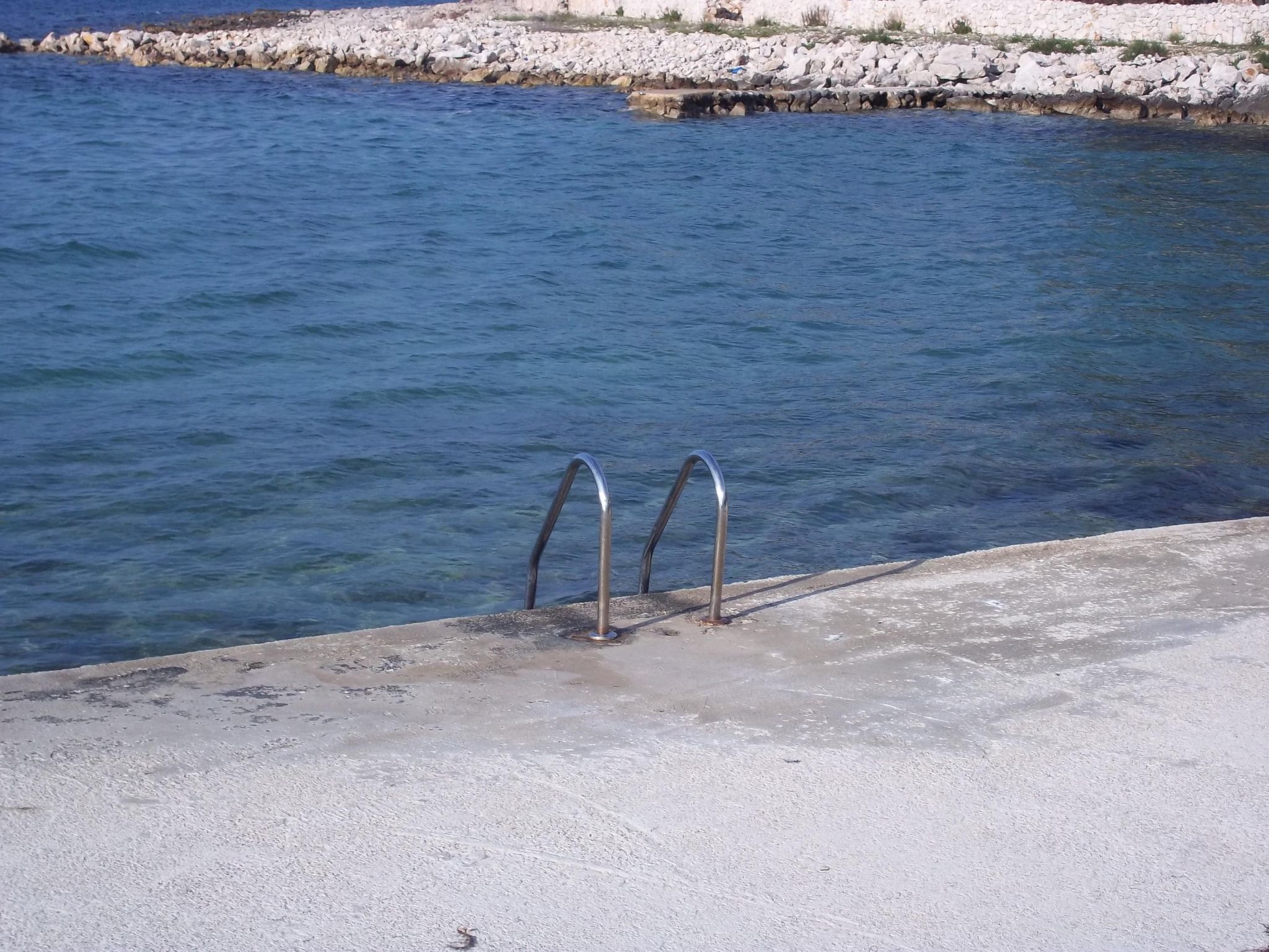 In Vir mit Terrasse und Garten-Binnen