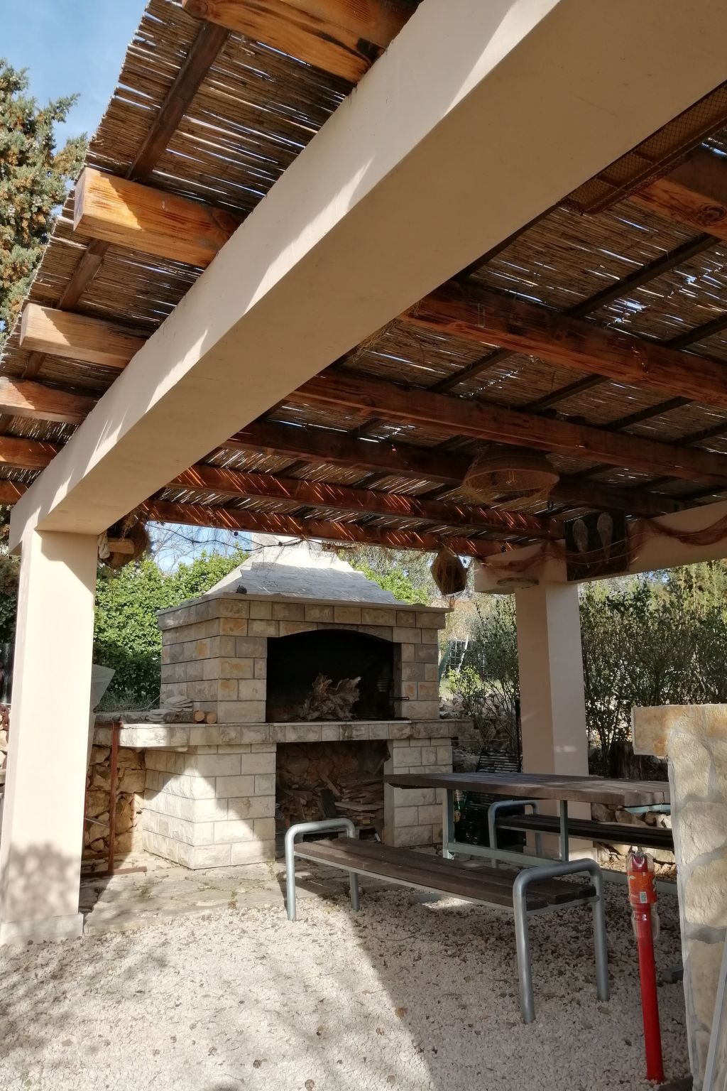 In Vir mit Terrasse und Garten-Binnen