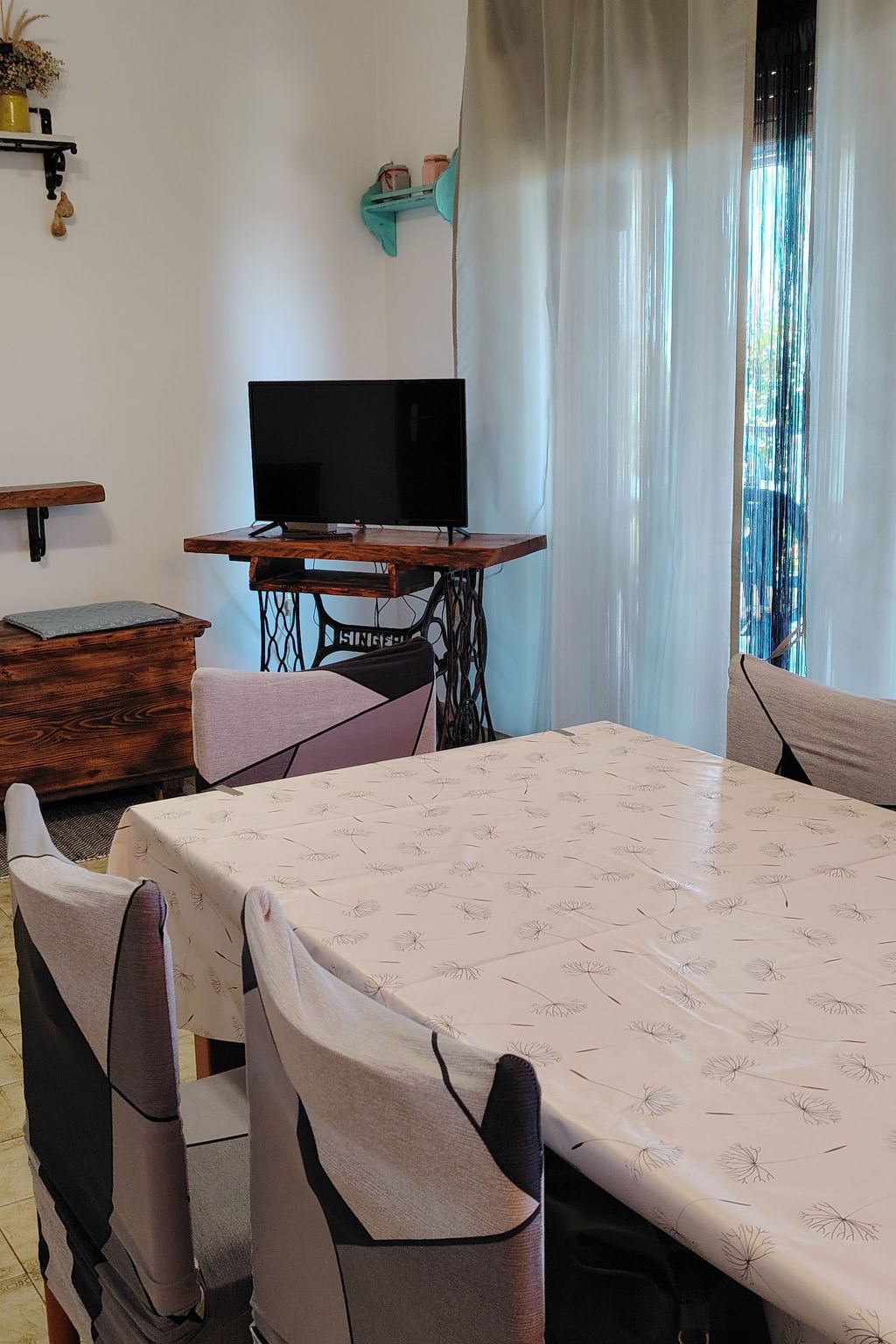 In Vir mit Terrasse und Garten-Binnen