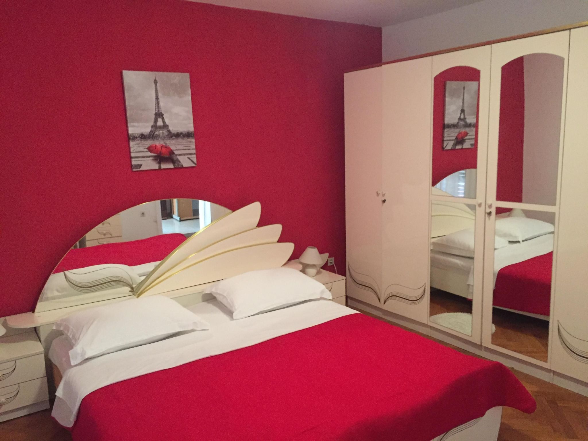 Geräumige Ferienwohnung mit schönem Garten-Image-tags.info