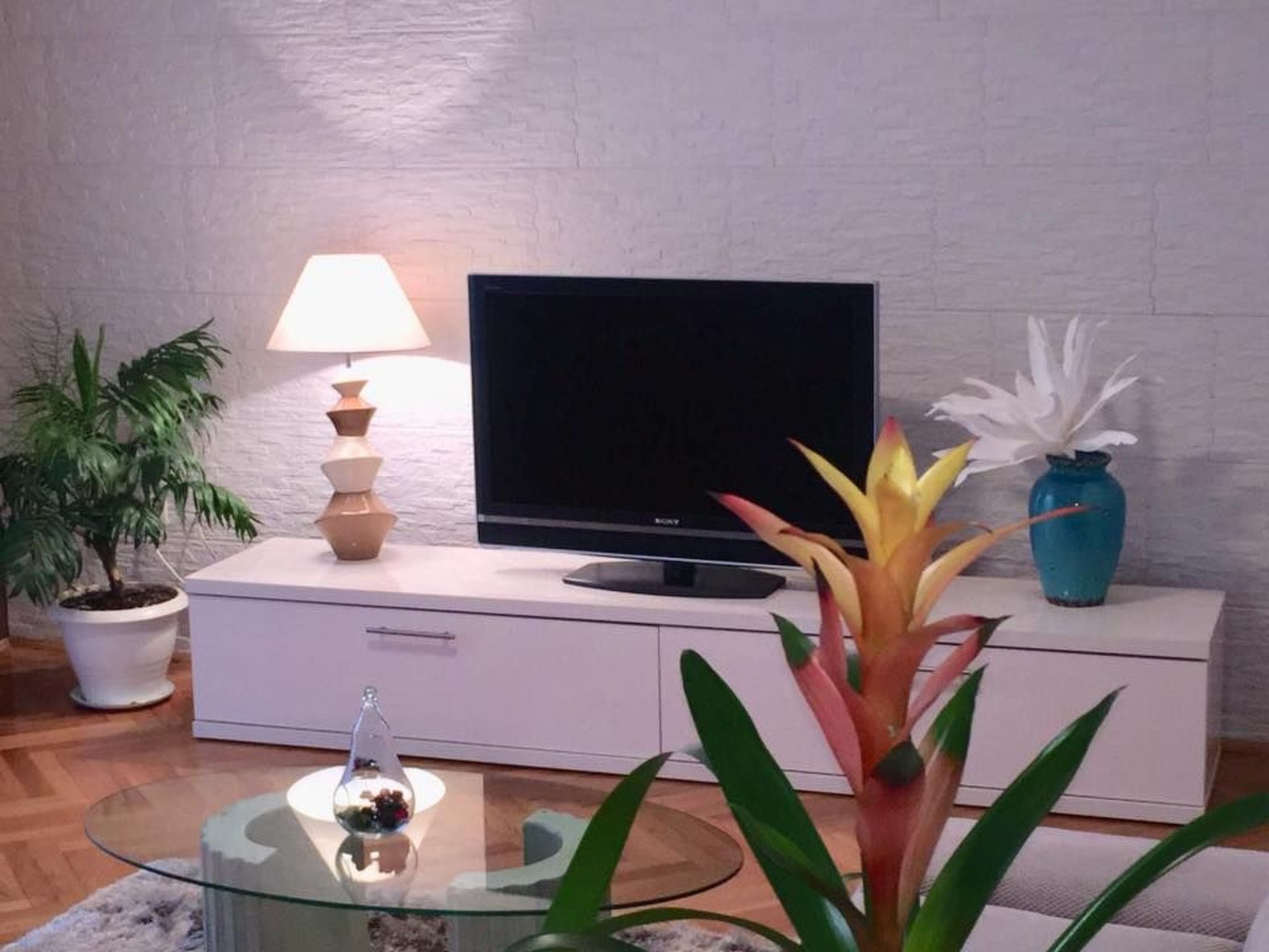 Geräumige Ferienwohnung mit schönem Garten-Image-tags.info