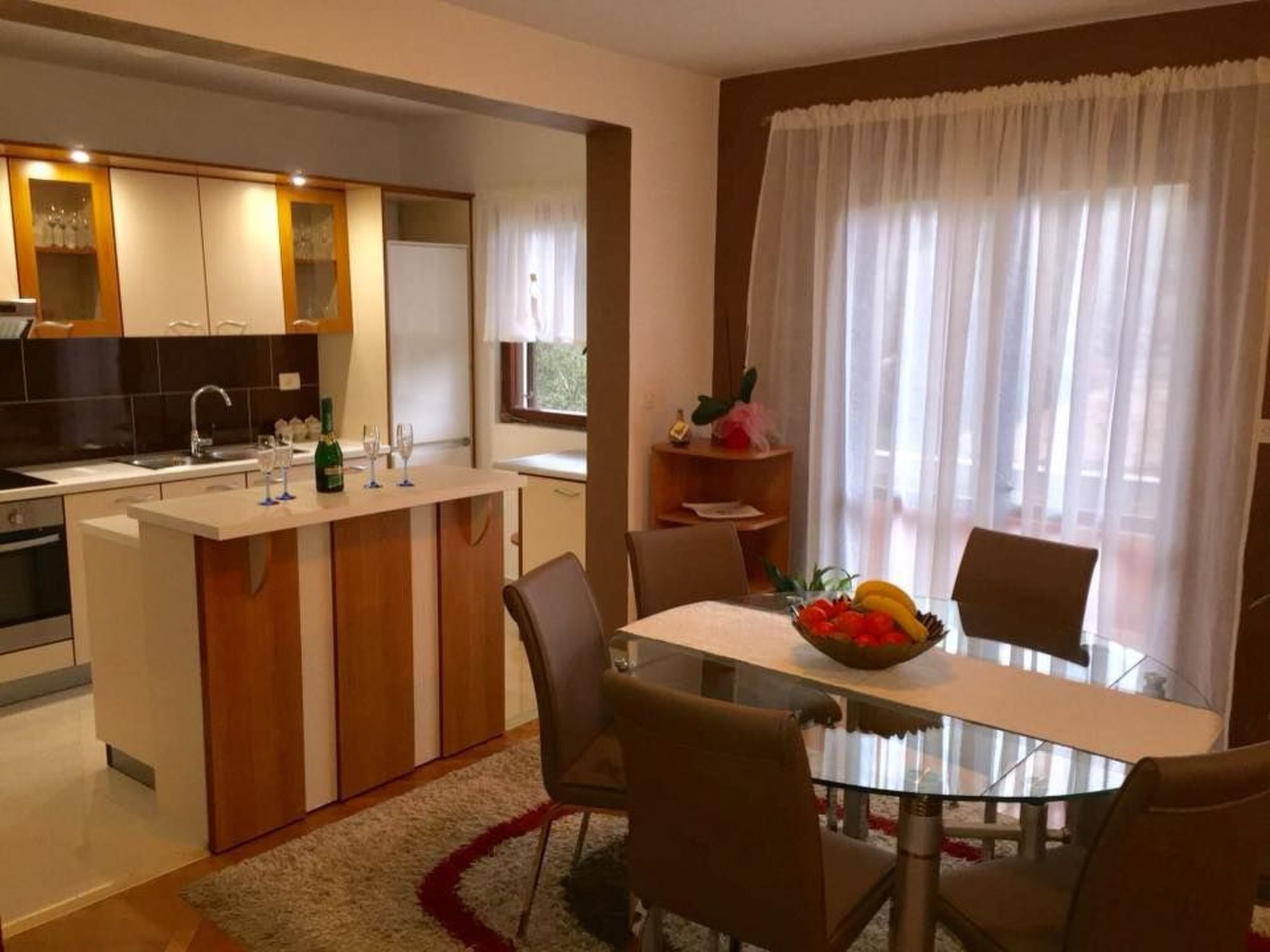 Geräumige Ferienwohnung mit schönem Garten-Image-tags.info