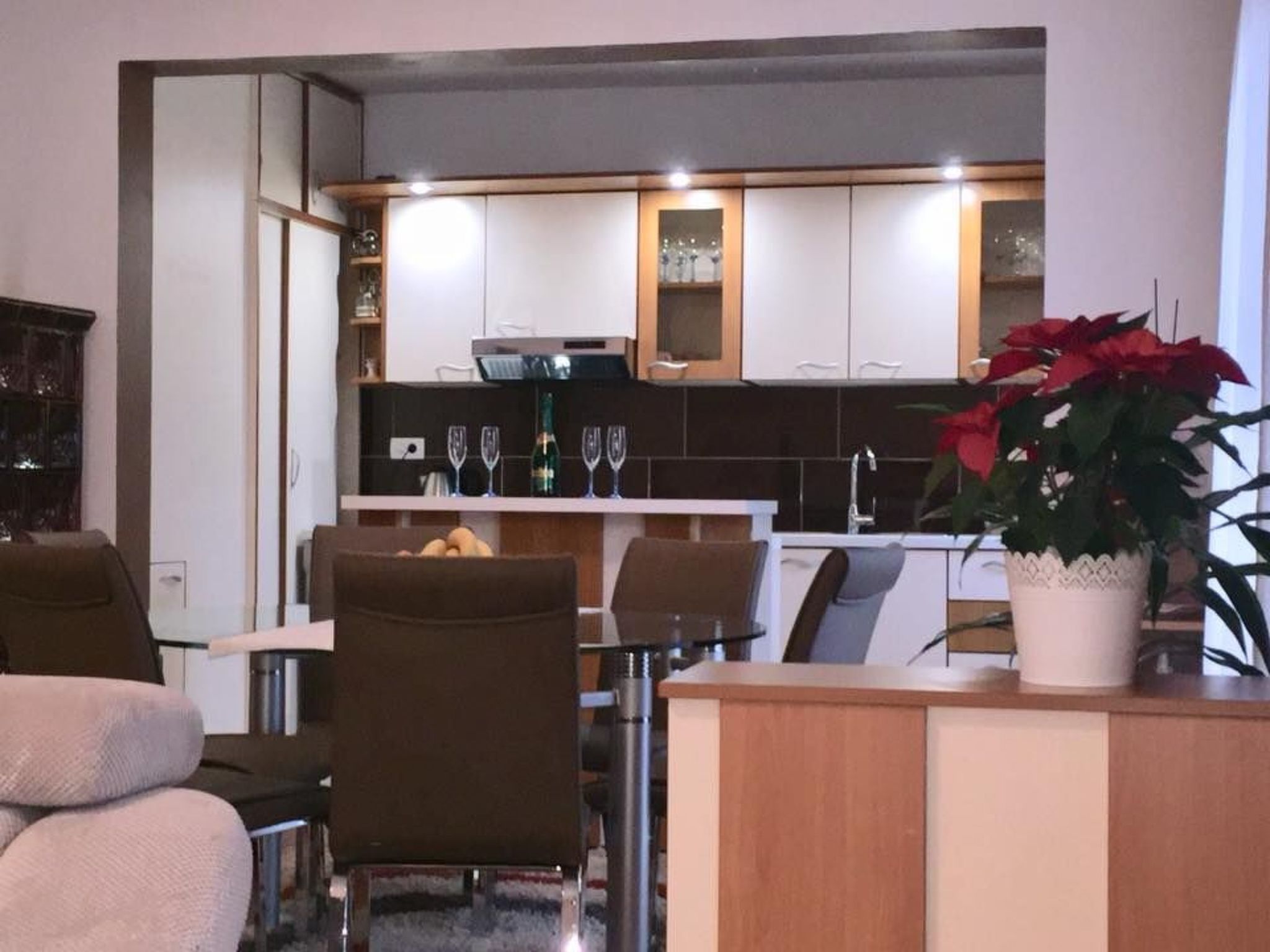 Geräumige Ferienwohnung mit schönem Garten-Image-tags.info