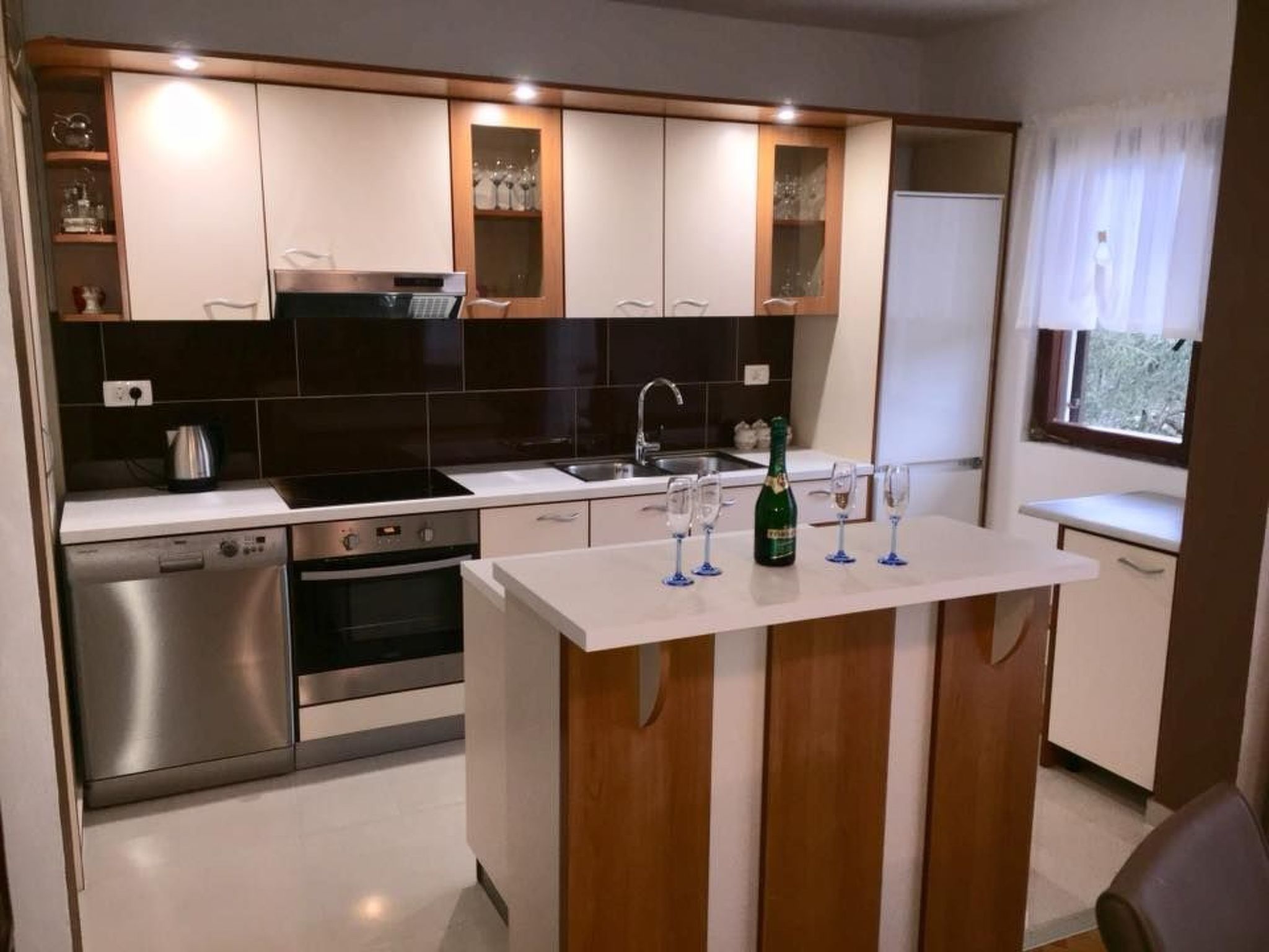 Geräumige Ferienwohnung mit schönem Garten-Image-tags.info