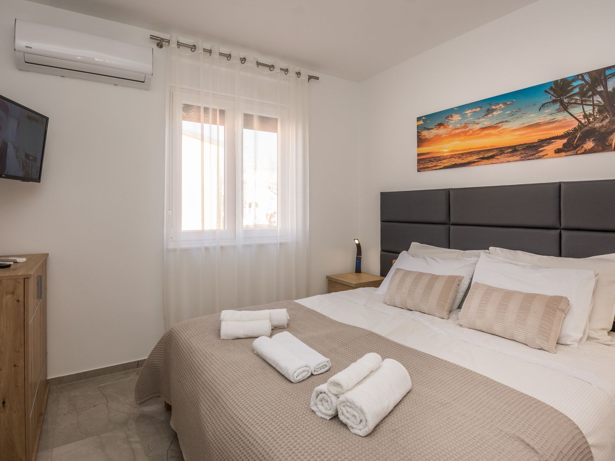 Photo of Wohnung mit Meerblick Glamour Vir - Agentur TA Leut