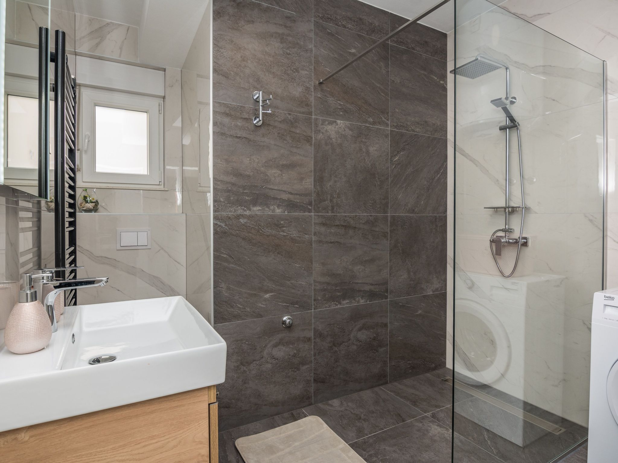 Photo of Wohnung mit Meerblick Glamour Vir - Agentur TA Leut