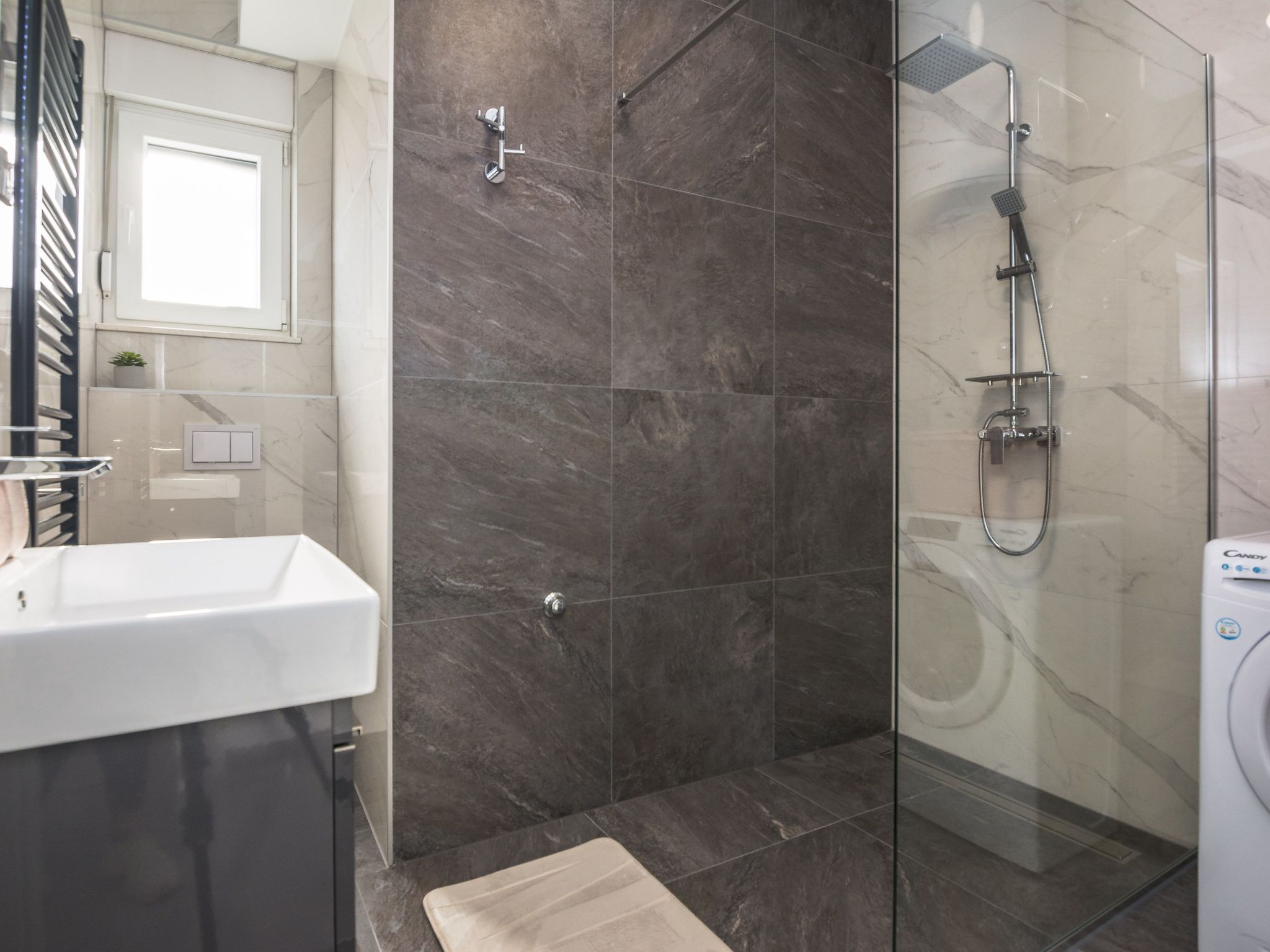 Wohnung mit Meerblick Glamour Vir - Agentur TA Leut-Dedans