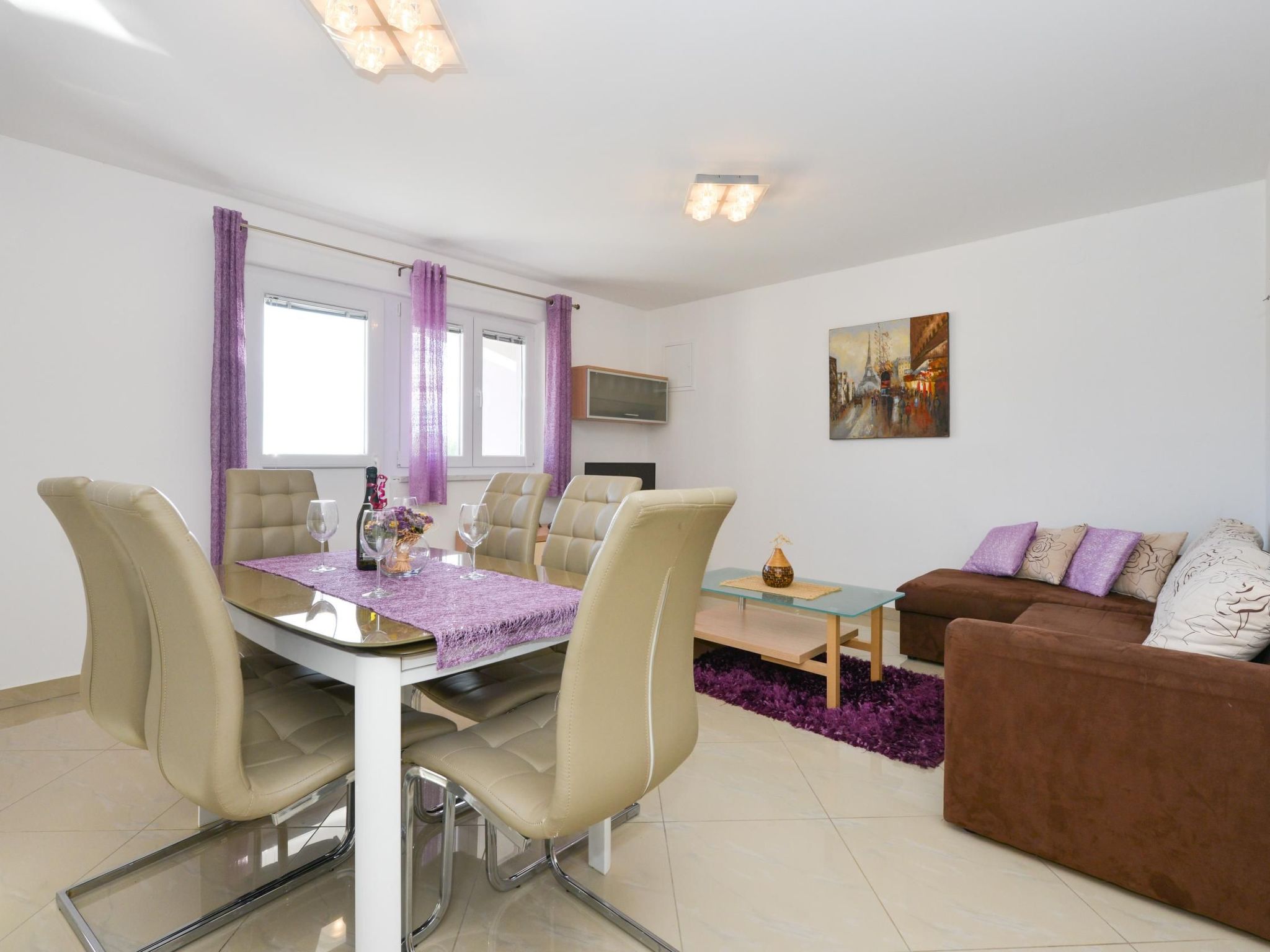 Für fünf Personen im ersten Stock-Image-tags.info