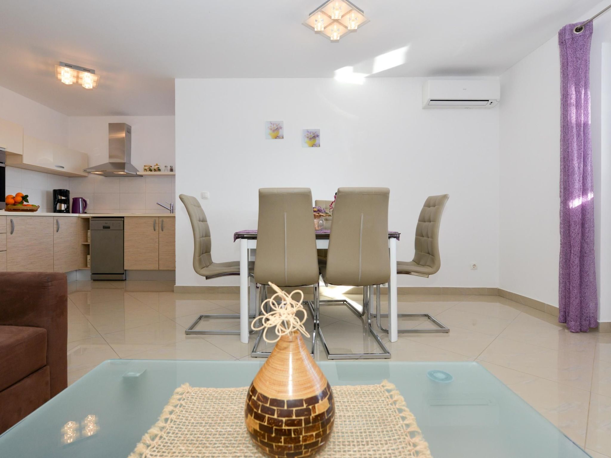 Für fünf Personen im ersten Stock-Image-tags.info