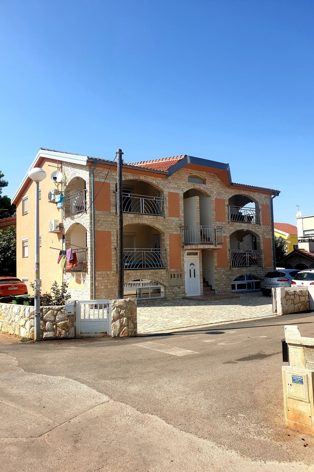 Charmante, sonnige Ferienwohnung Apartment in Vir