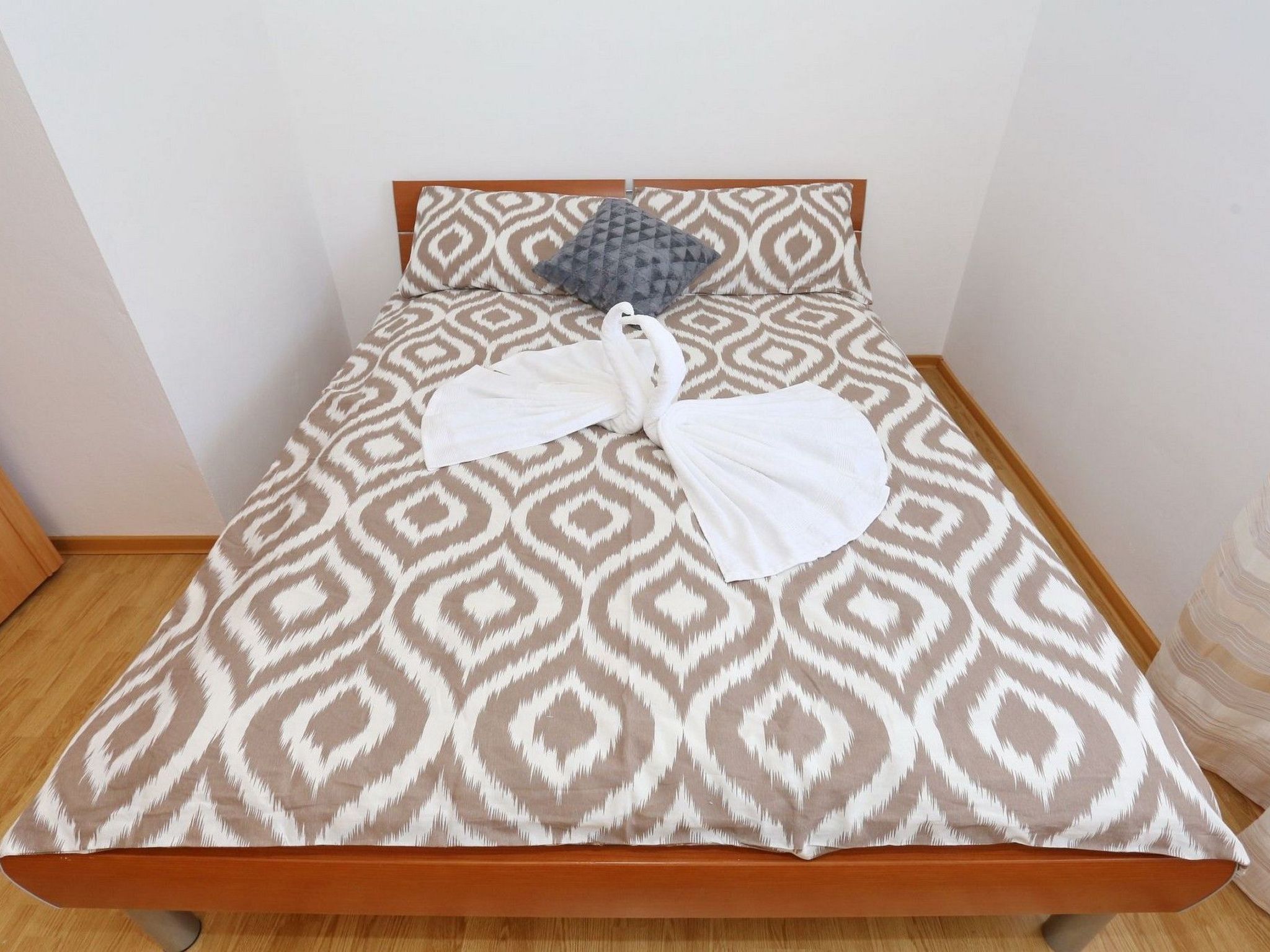 Apartment Marino 2-Image-tags.info