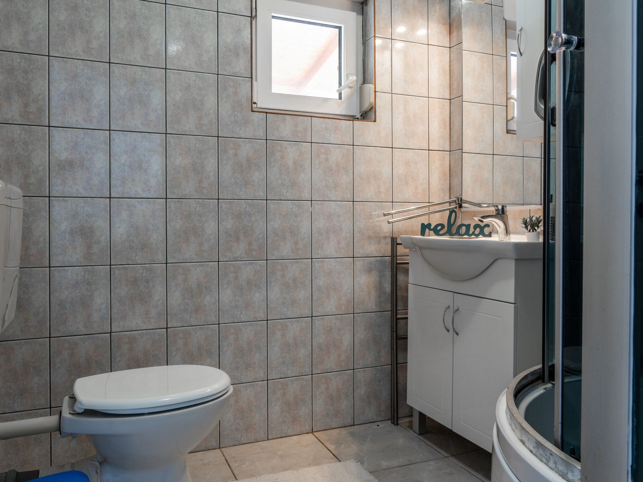 Apartment TT 2-Image-tags.info