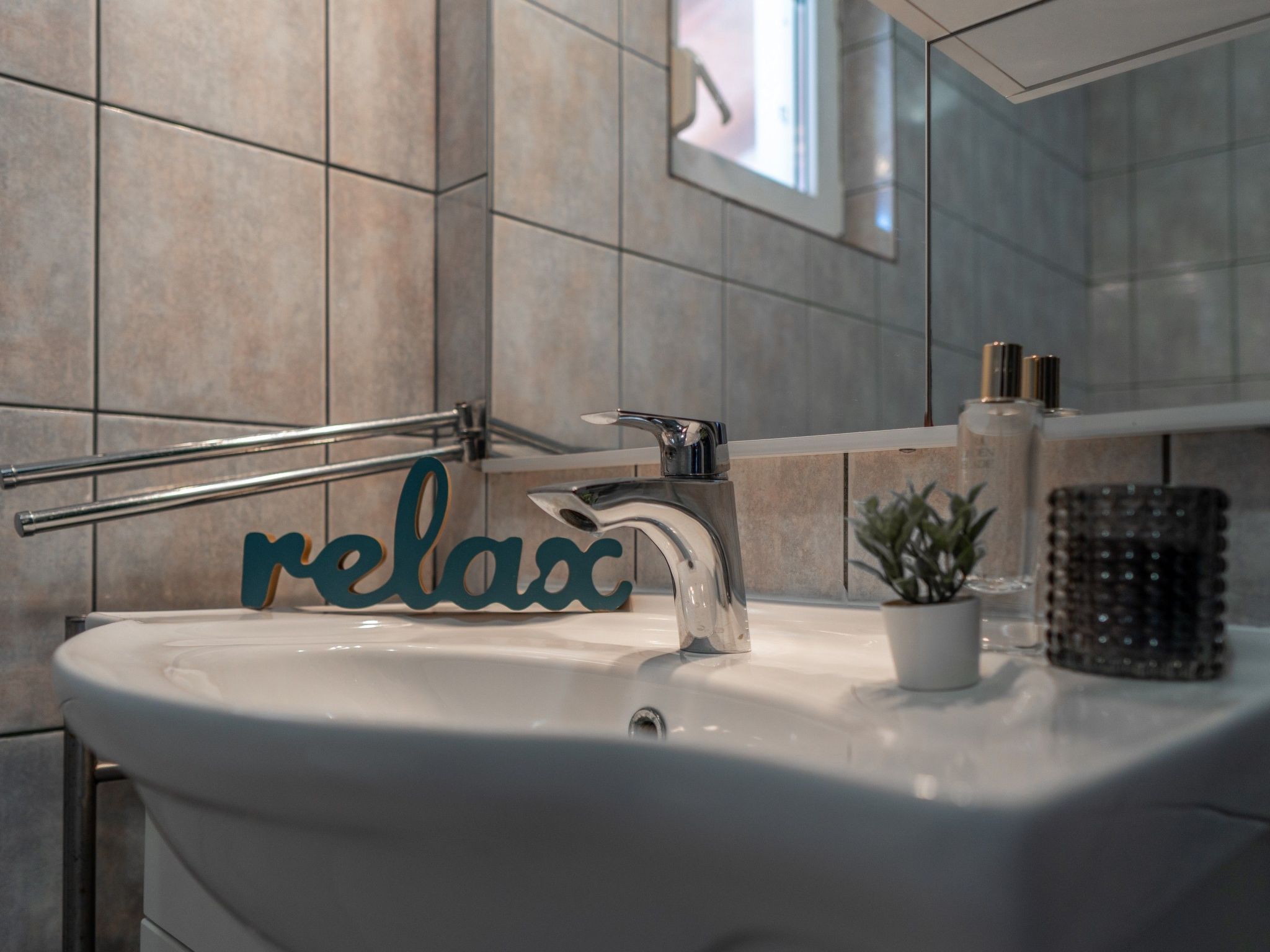 Apartment TT 2-Image-tags.info