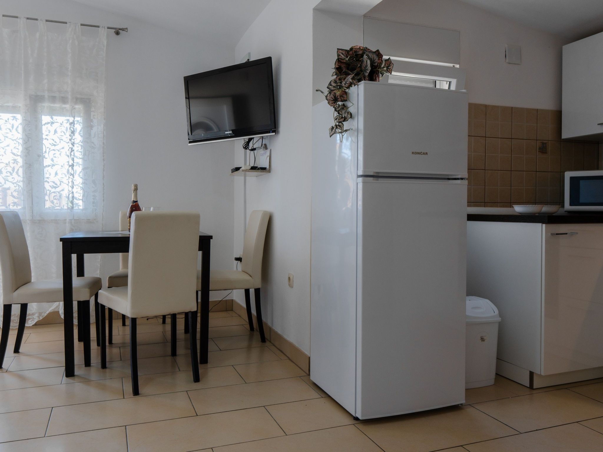 Apartment Josipovic 1-Image-tags.info