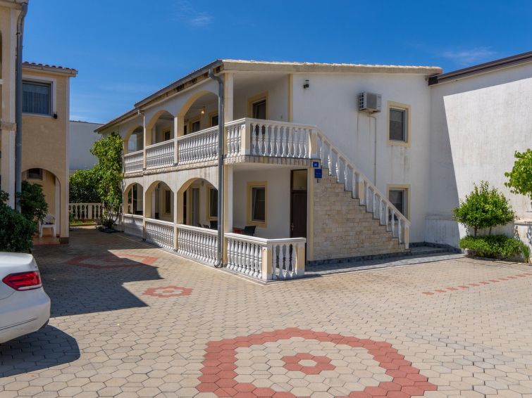 Apartment Tusla 1