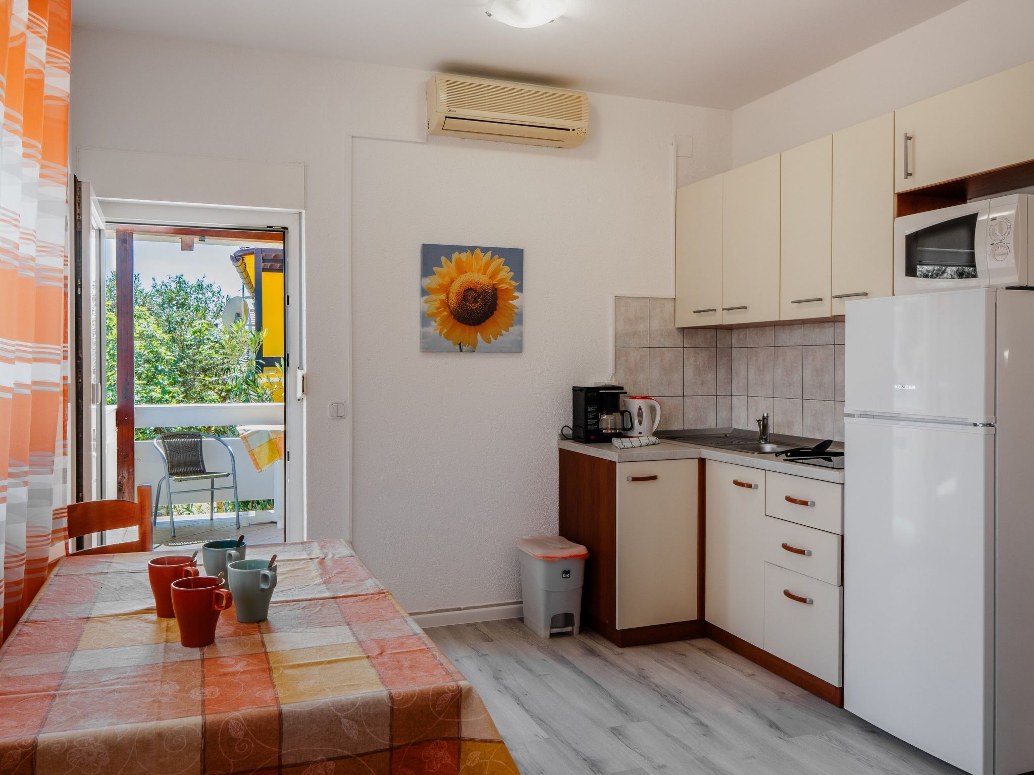 Apartment TT 1-Image-tags.info