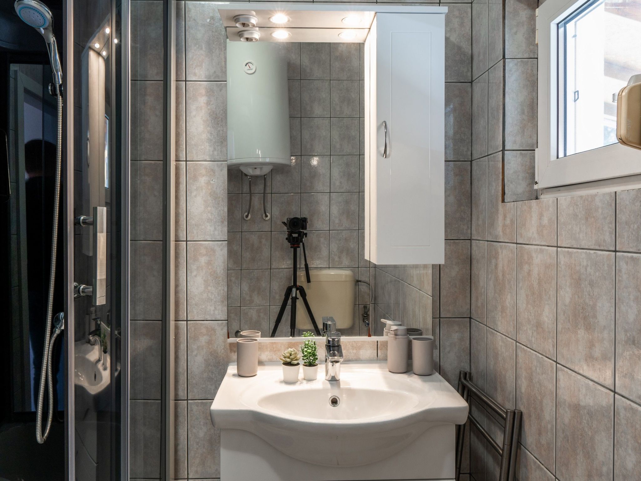 Apartment TT 1-Image-tags.info