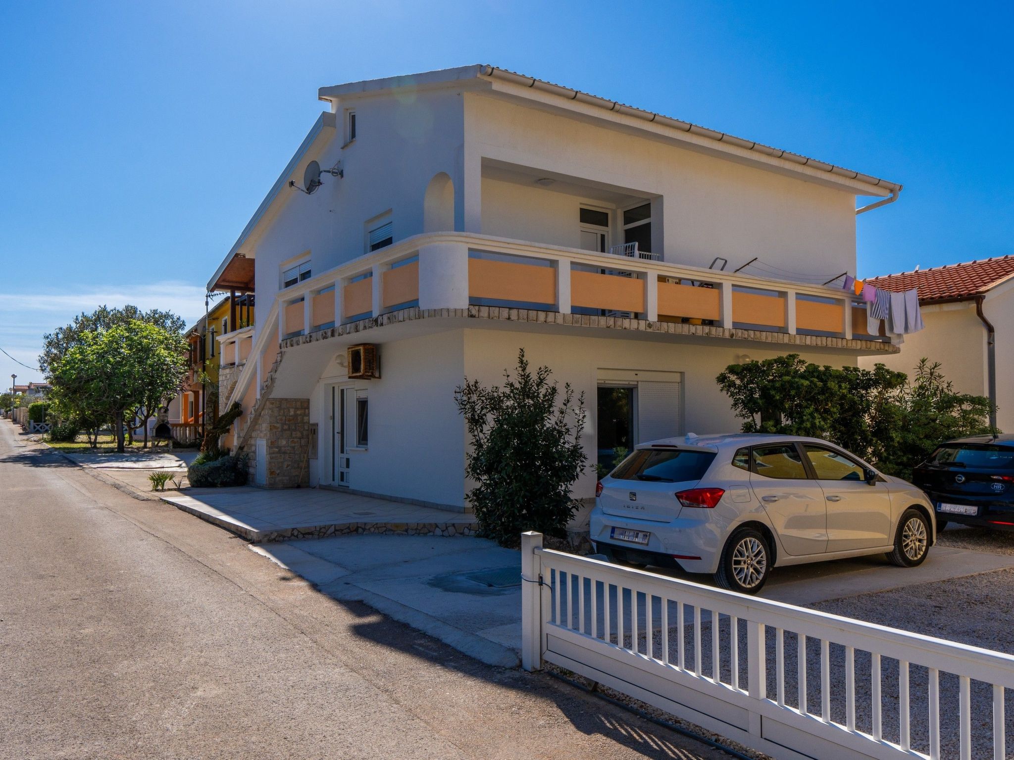 Apartment TT 1-Image-tags.info