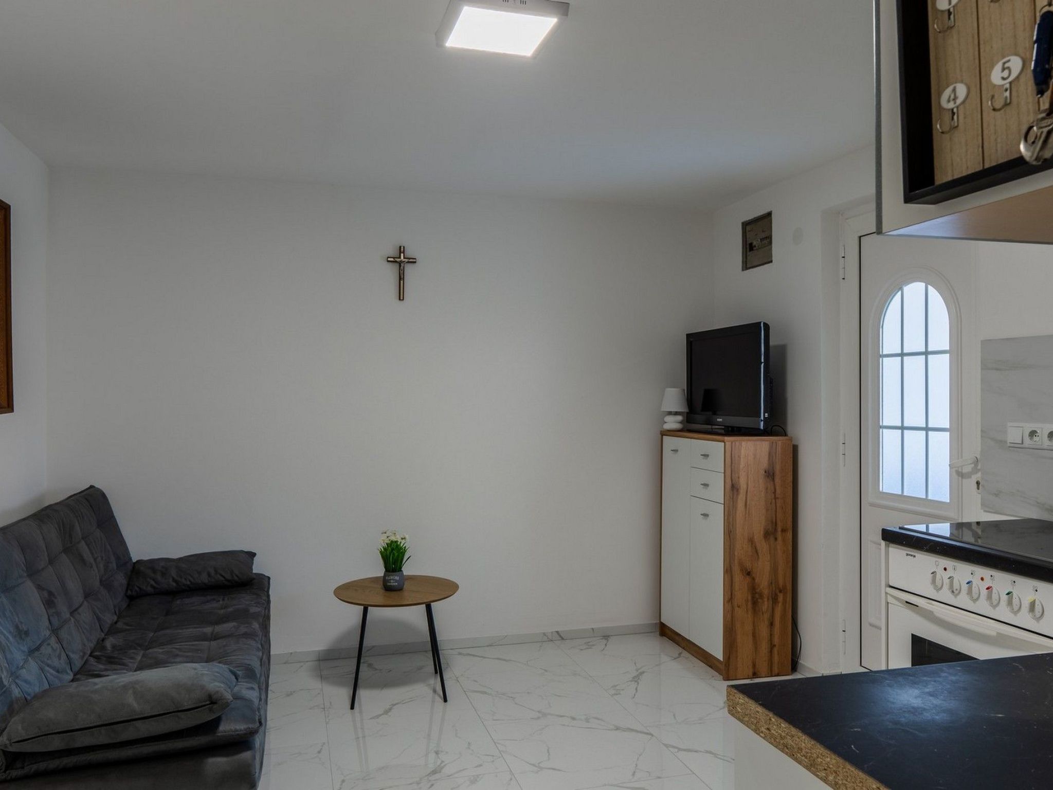 Apartment Kristija 1-Image-tags.info