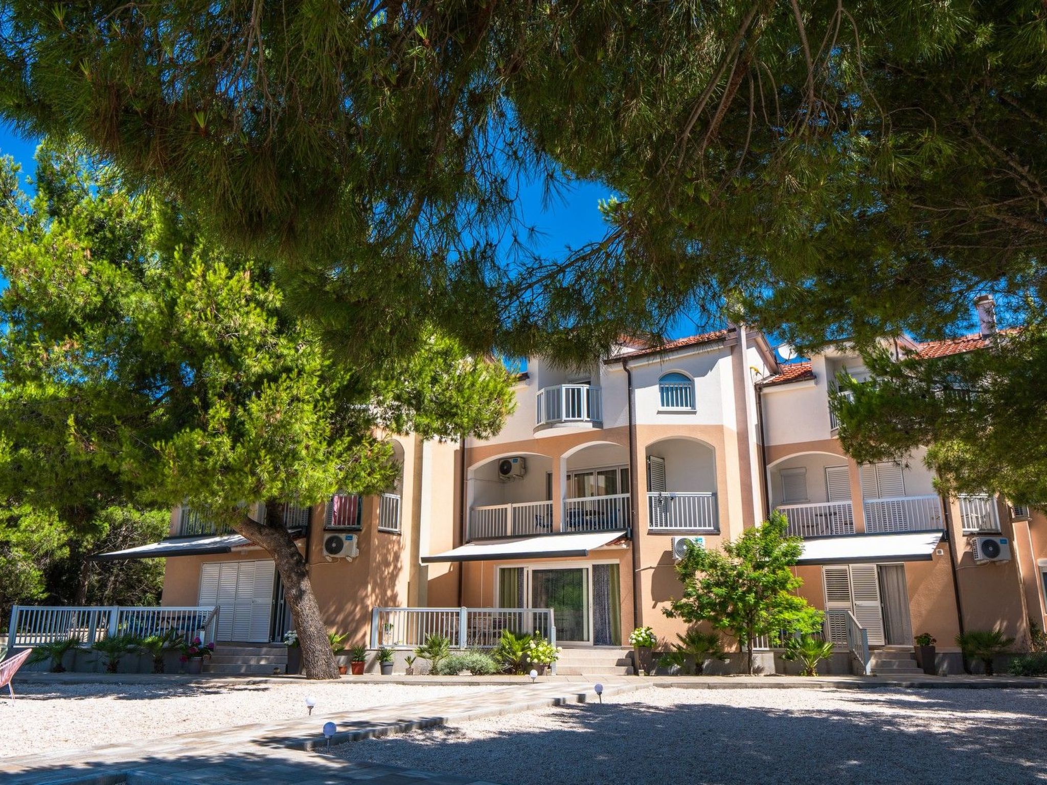 Apartment Sum mora 3-Image-tags.info