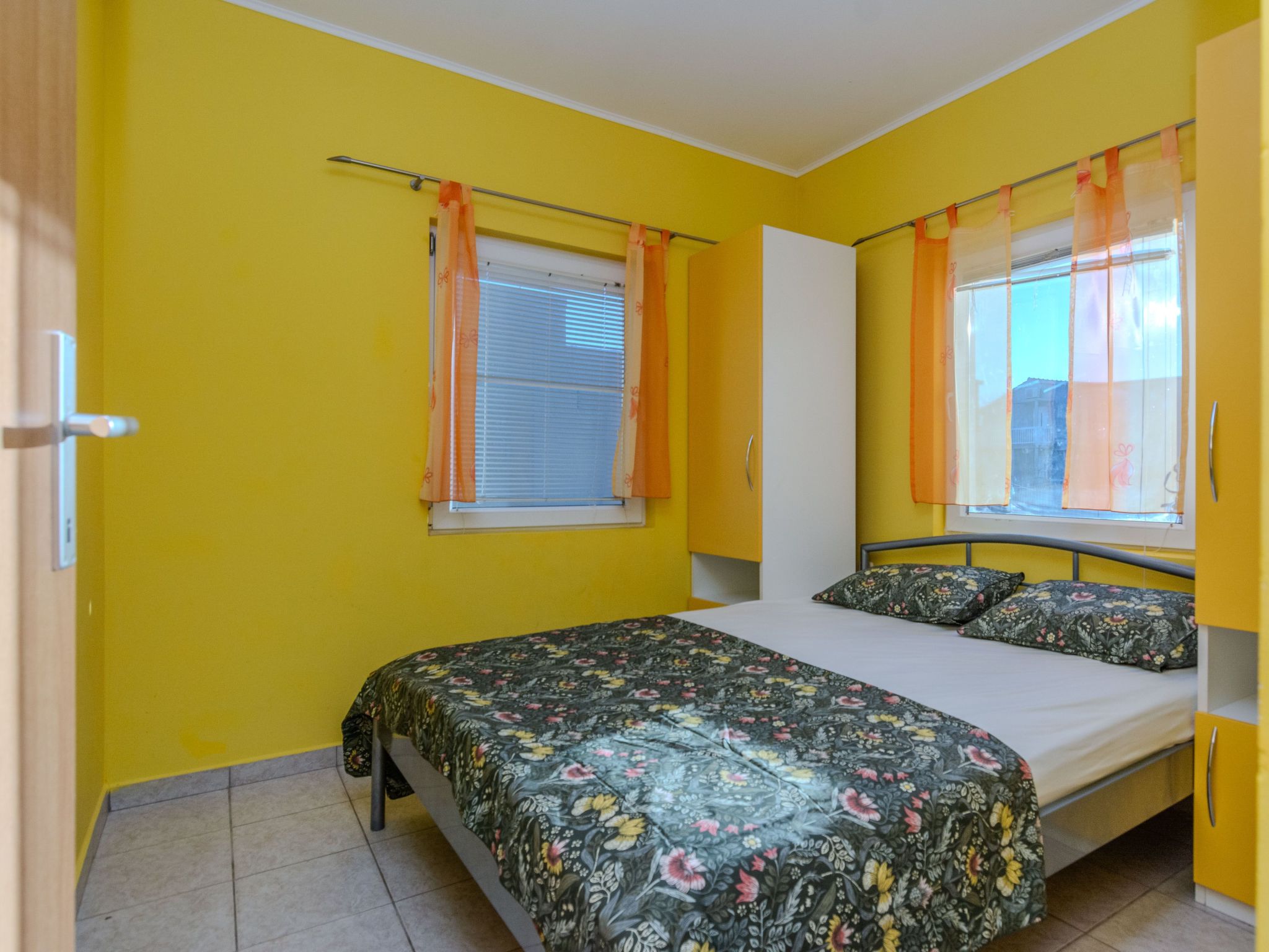 Apartment Mahnet 1-Image-tags.info