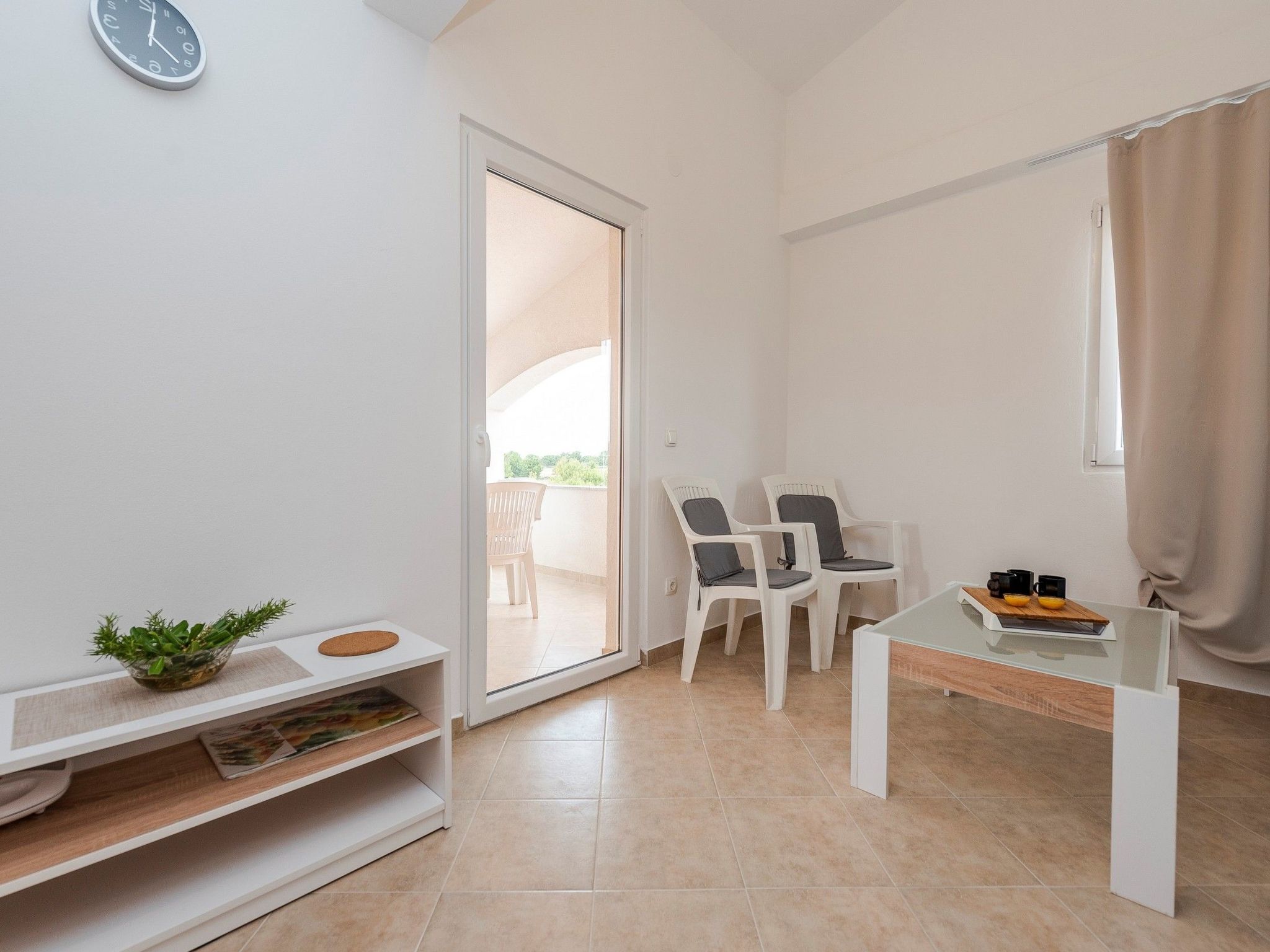 Apartment Simic 1-Image-tags.info