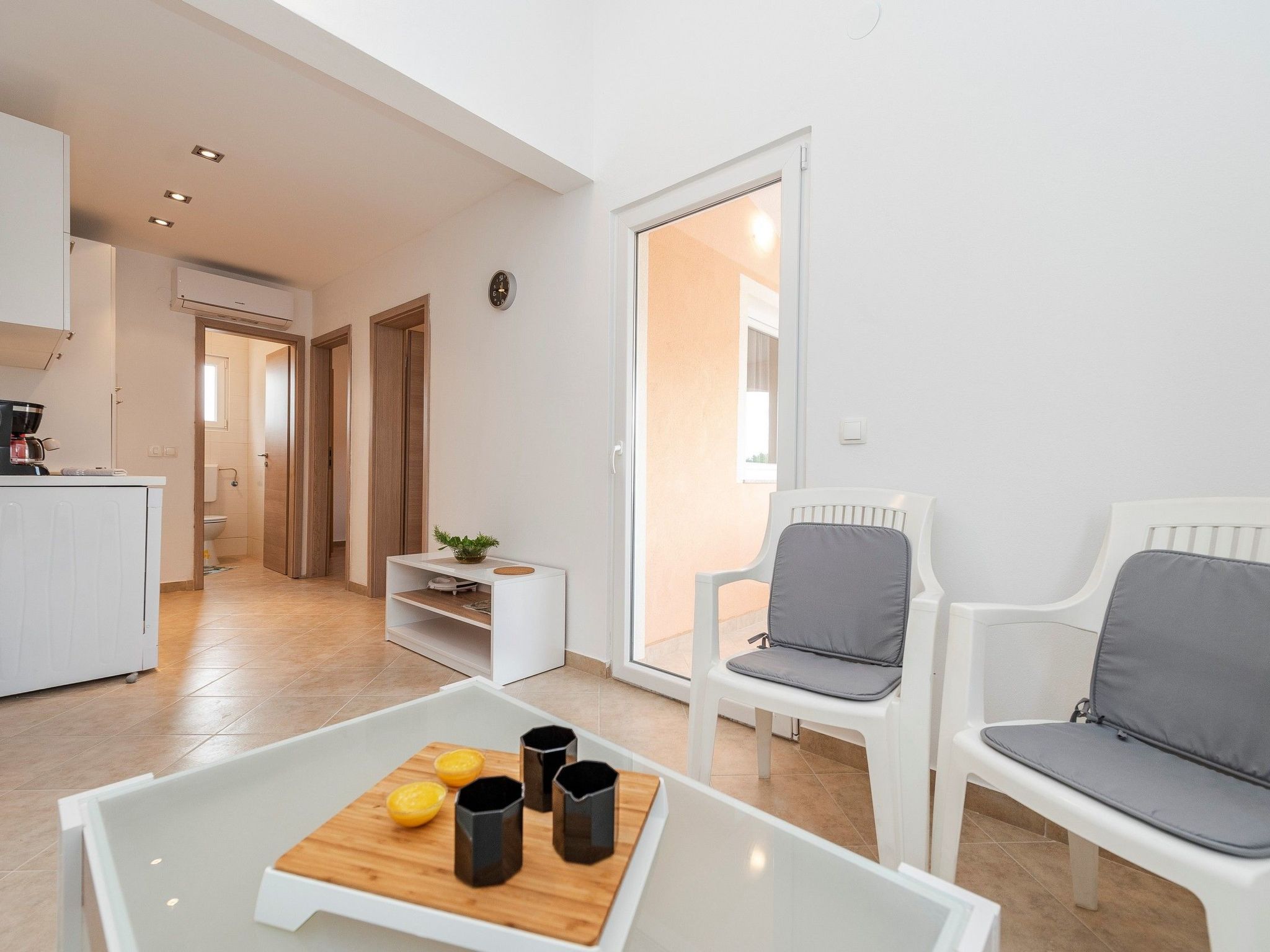 Apartment Simic 1-Image-tags.info