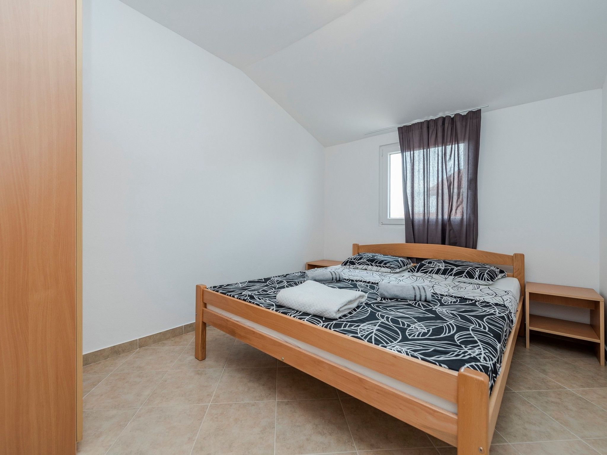 Apartment Simic 1-Image-tags.info