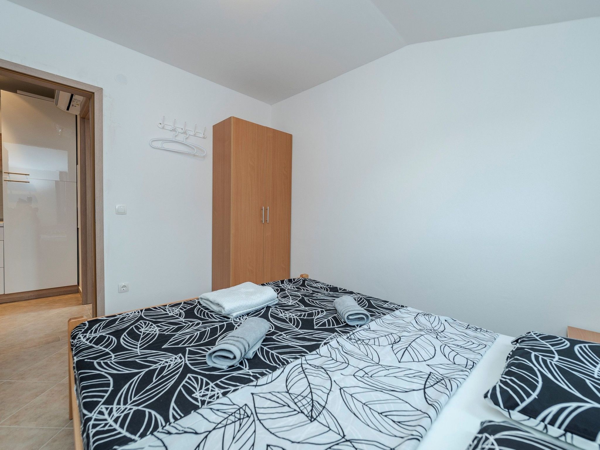 Apartment Simic 1-Image-tags.info