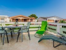 Apartment Semak