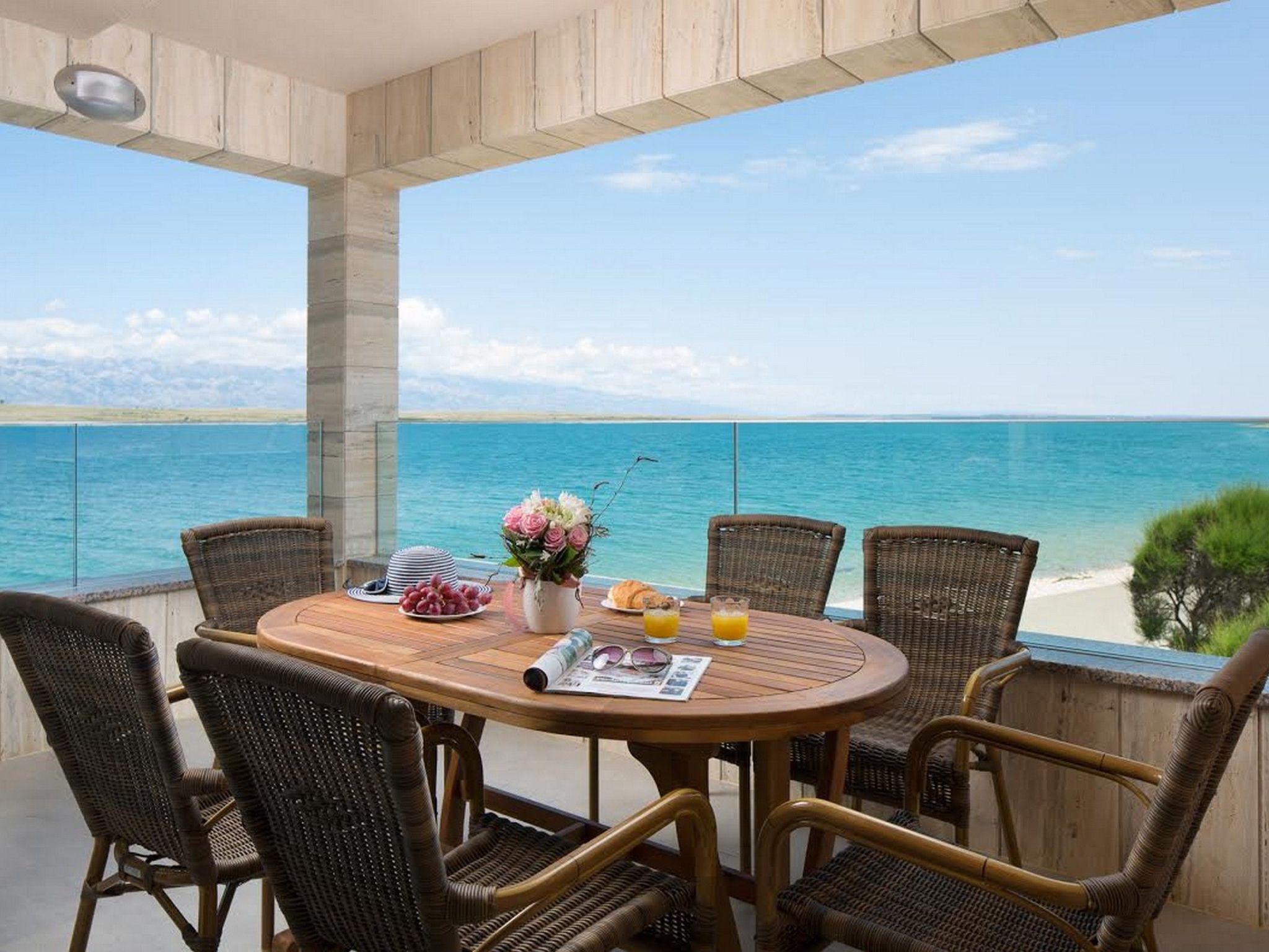 Apartment Vista Royal 3