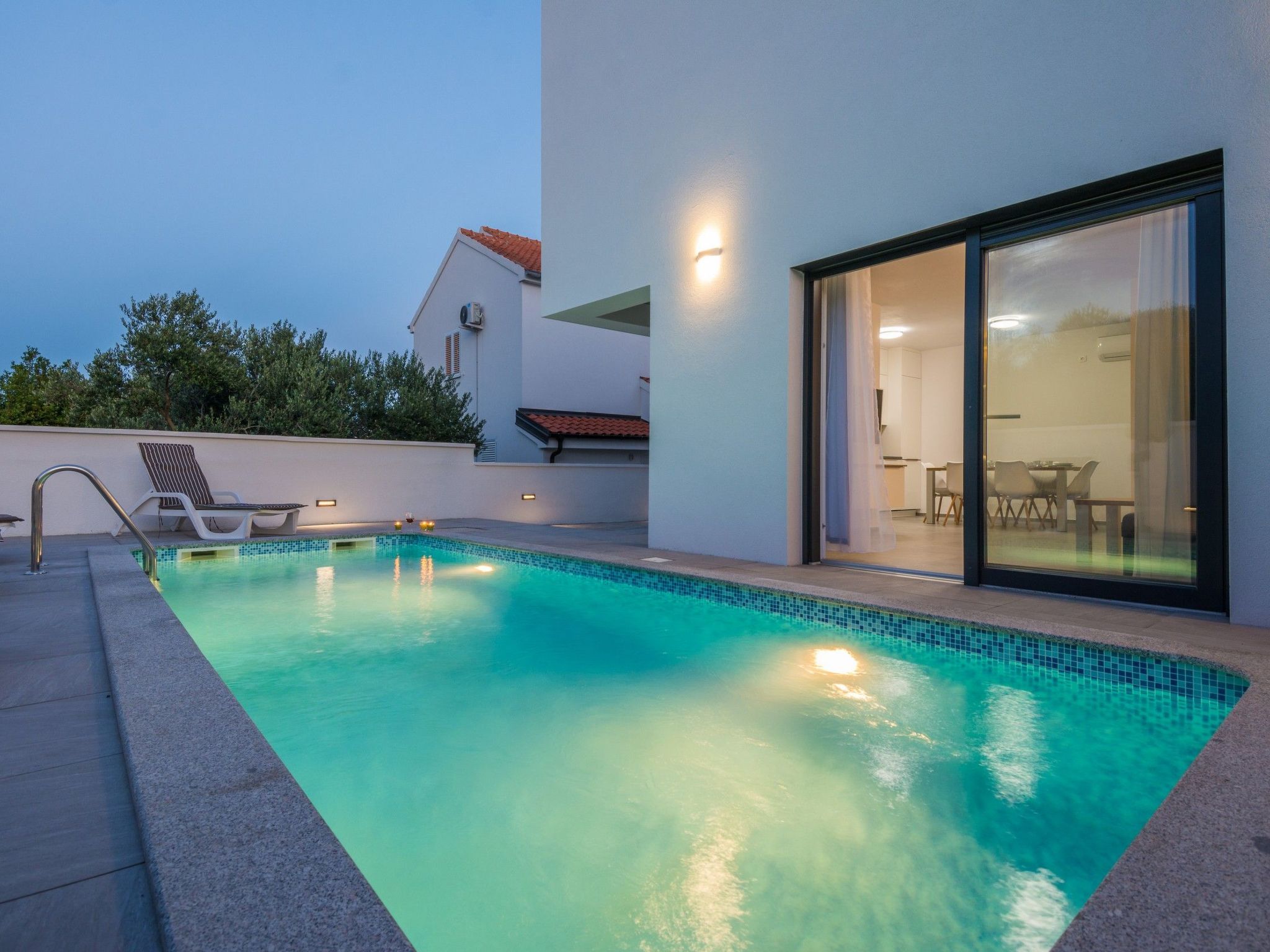 Apartment Spanic 2-Image-tags.info