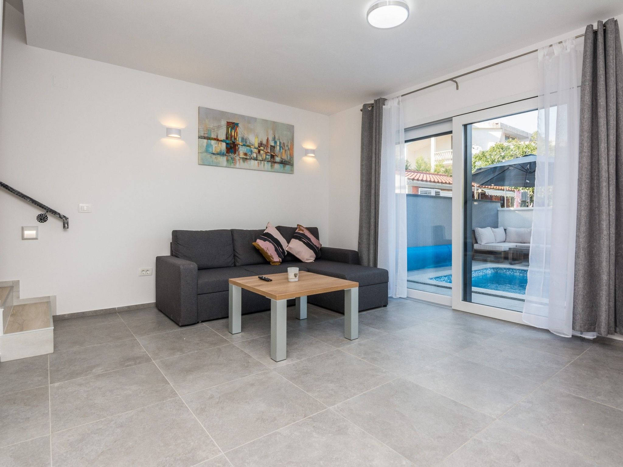 Apartment Spanic 2-Image-tags.info