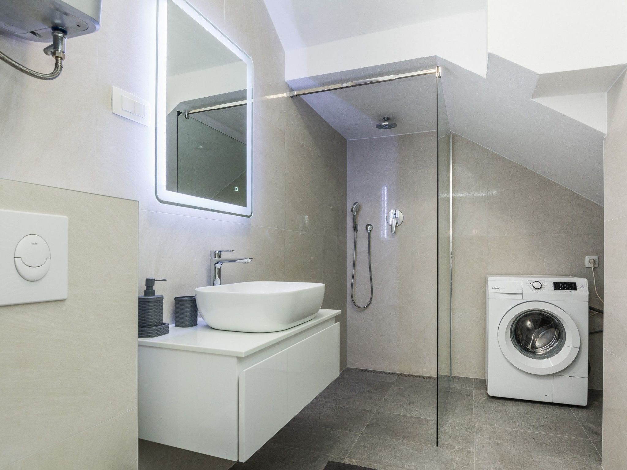 Apartment Spanic 1-Image-tags.info