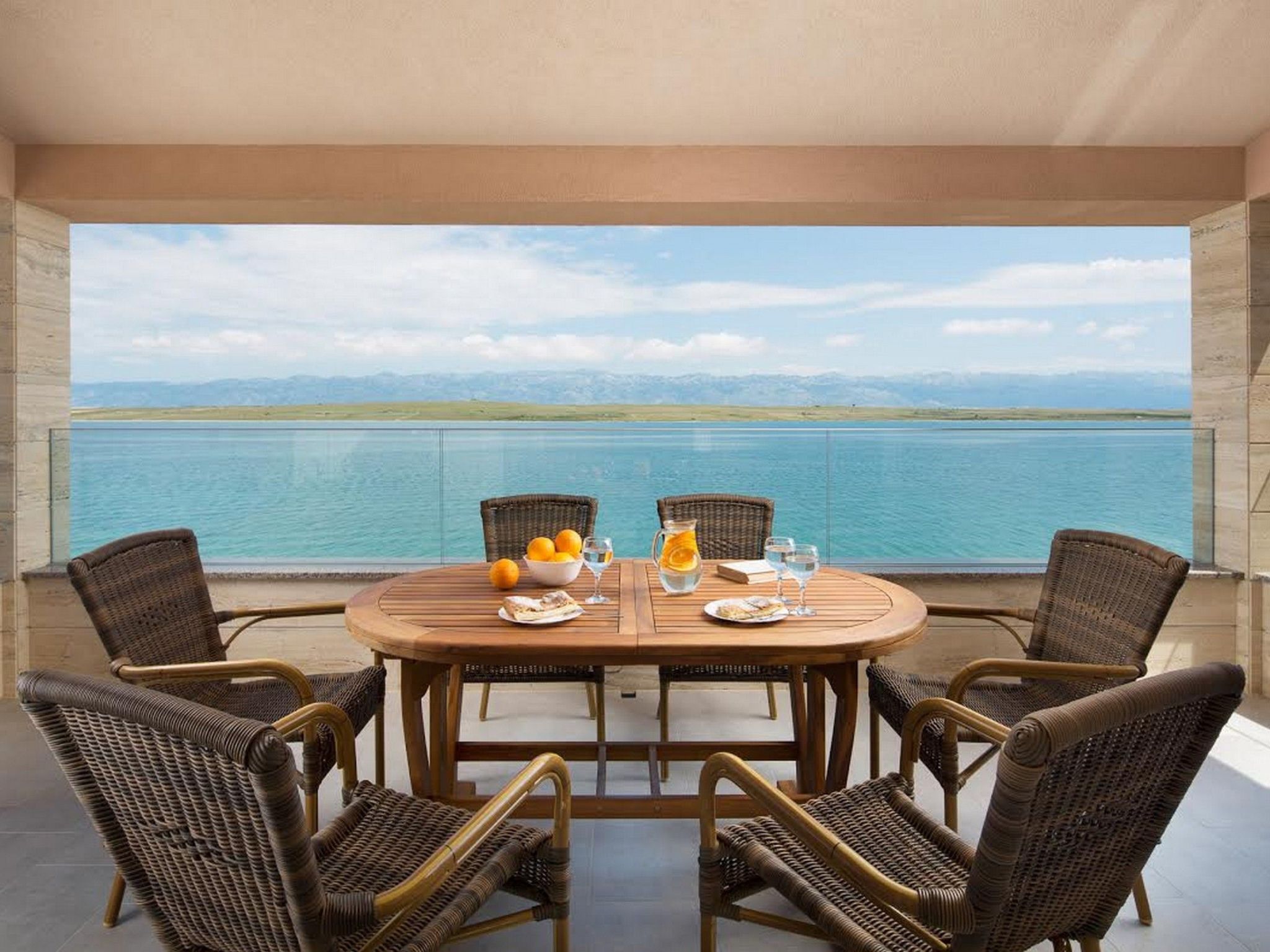 Apartment Vista Royal 4