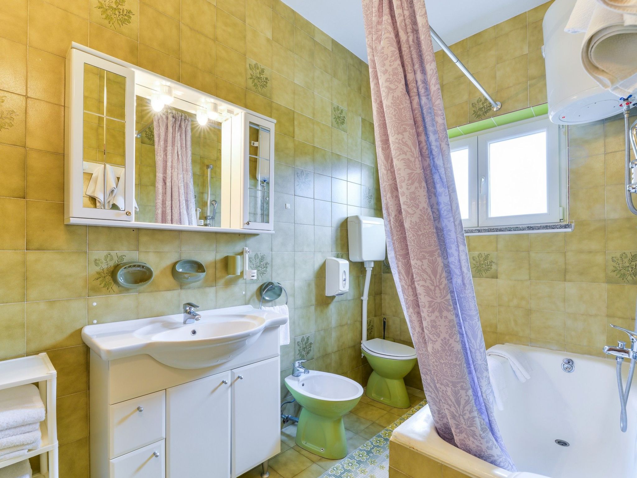 Apartment Liveric 2-Image-tags.info