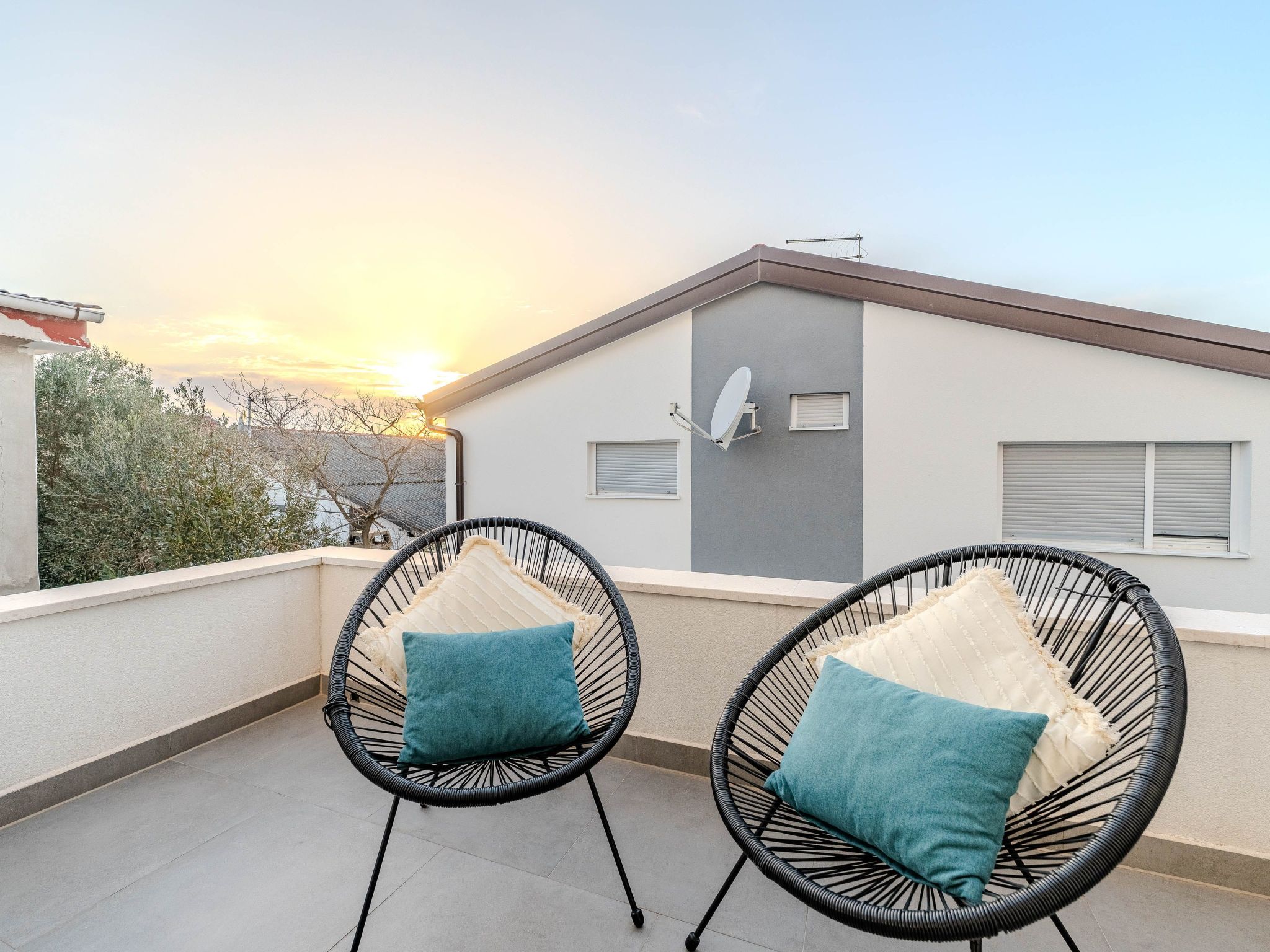 Apartment Midi-Dedans