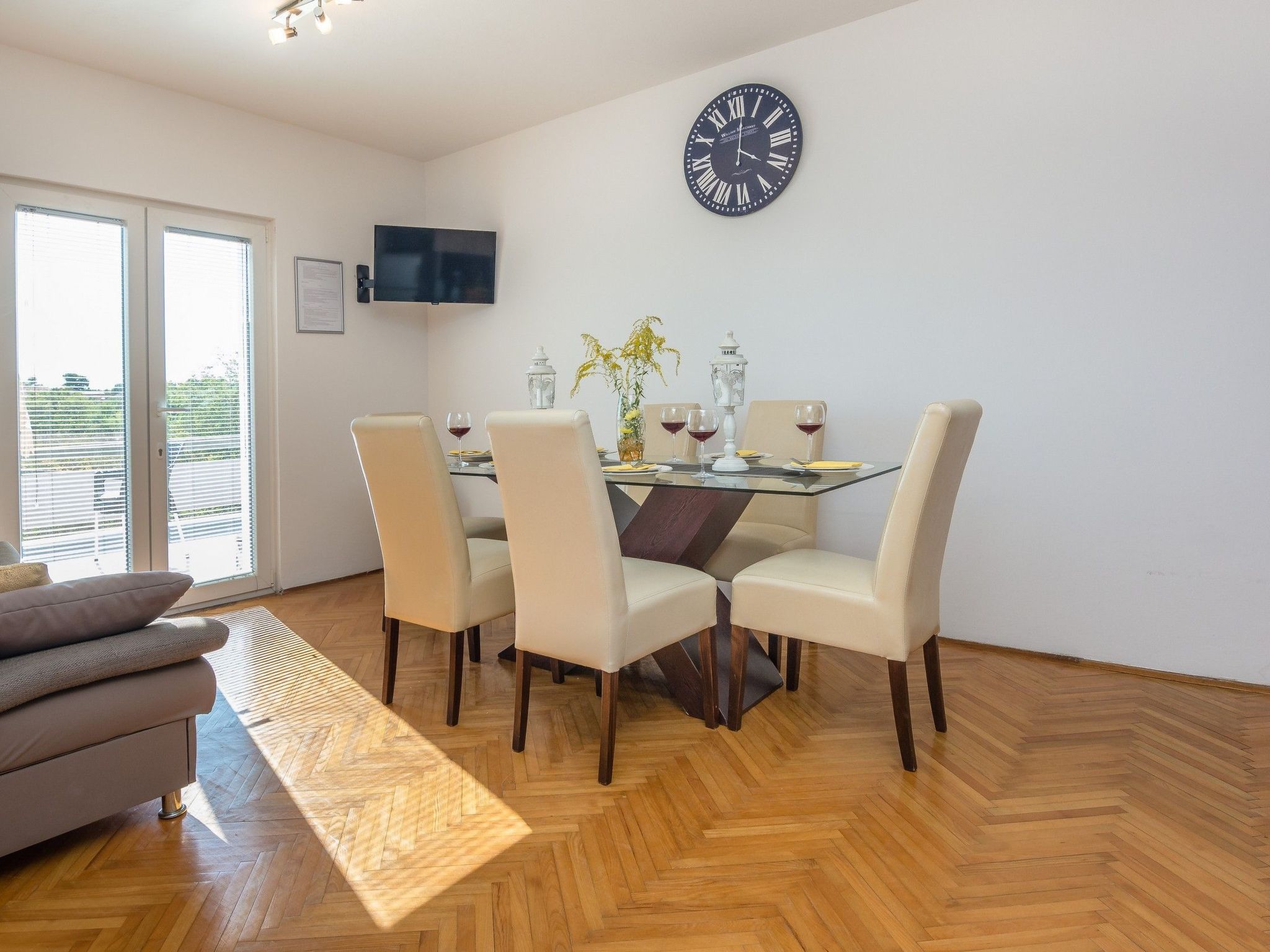 Apartment Radovic Nives